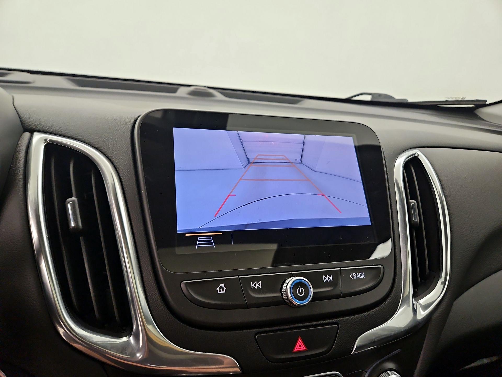 Thumbnail: 2021 Chevrolet Equinox - 15