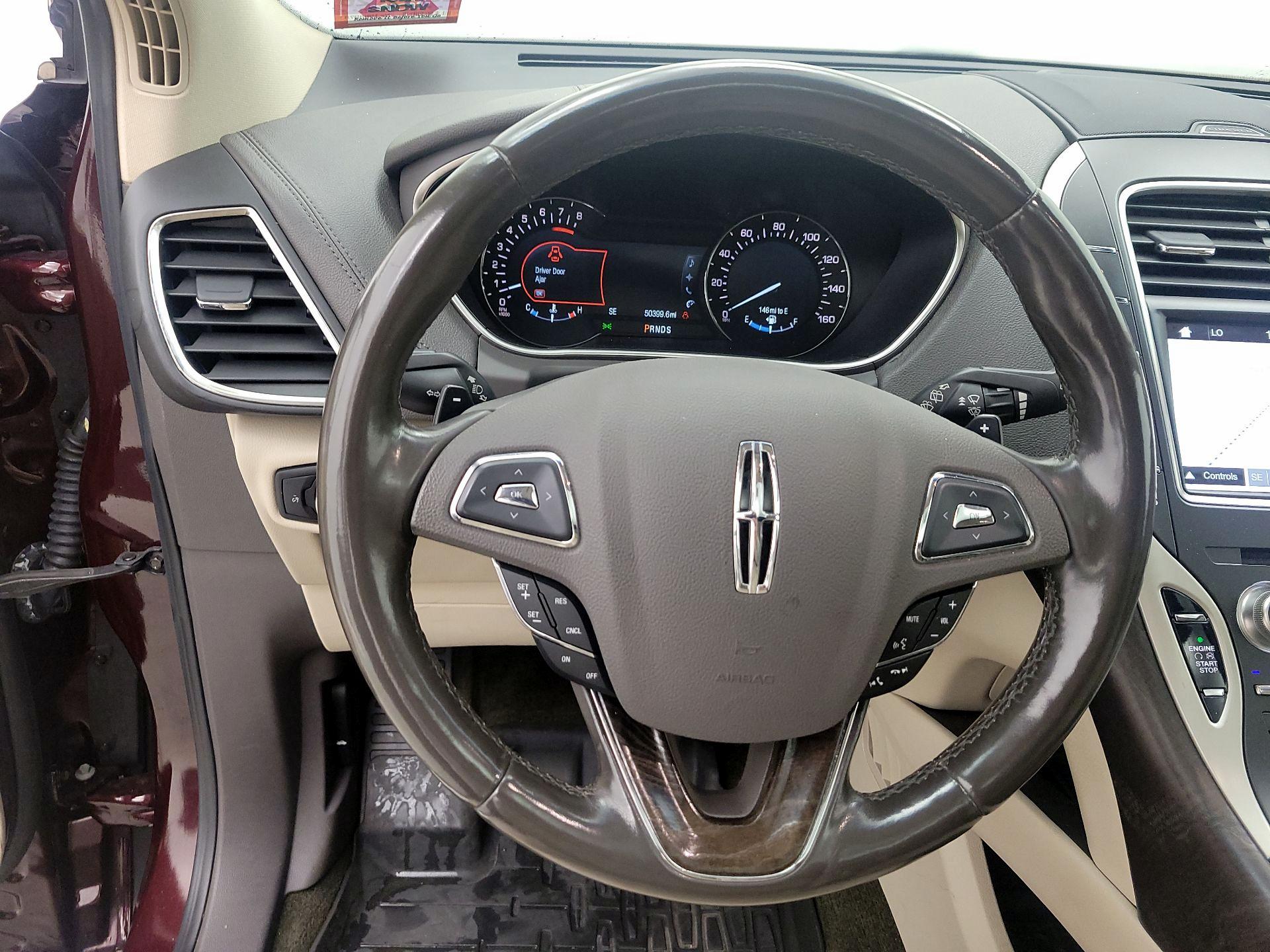 Thumbnail: 2017 Lincoln MKX - 10