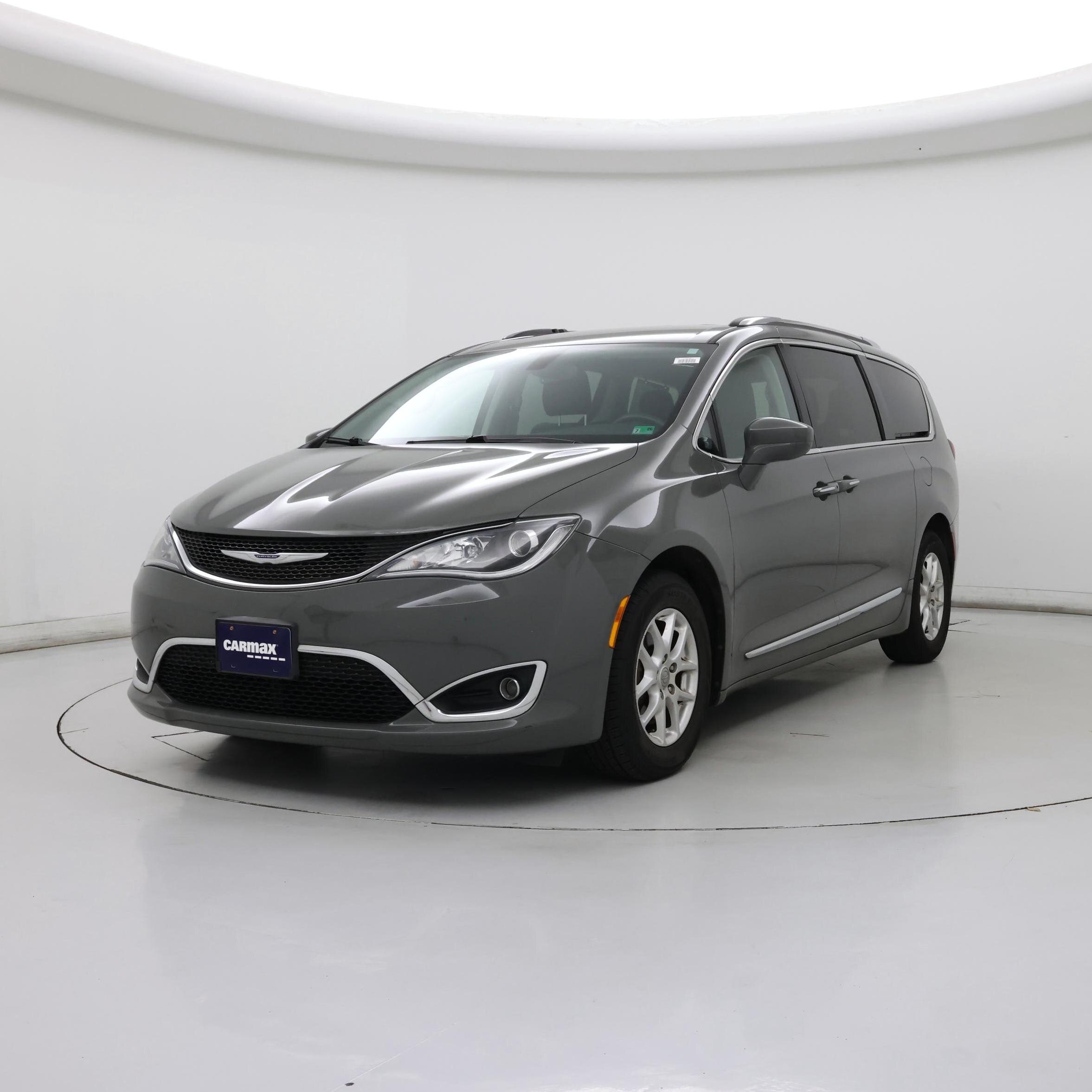 Thumbnail: 2020 Chrysler Pacifica - 4
