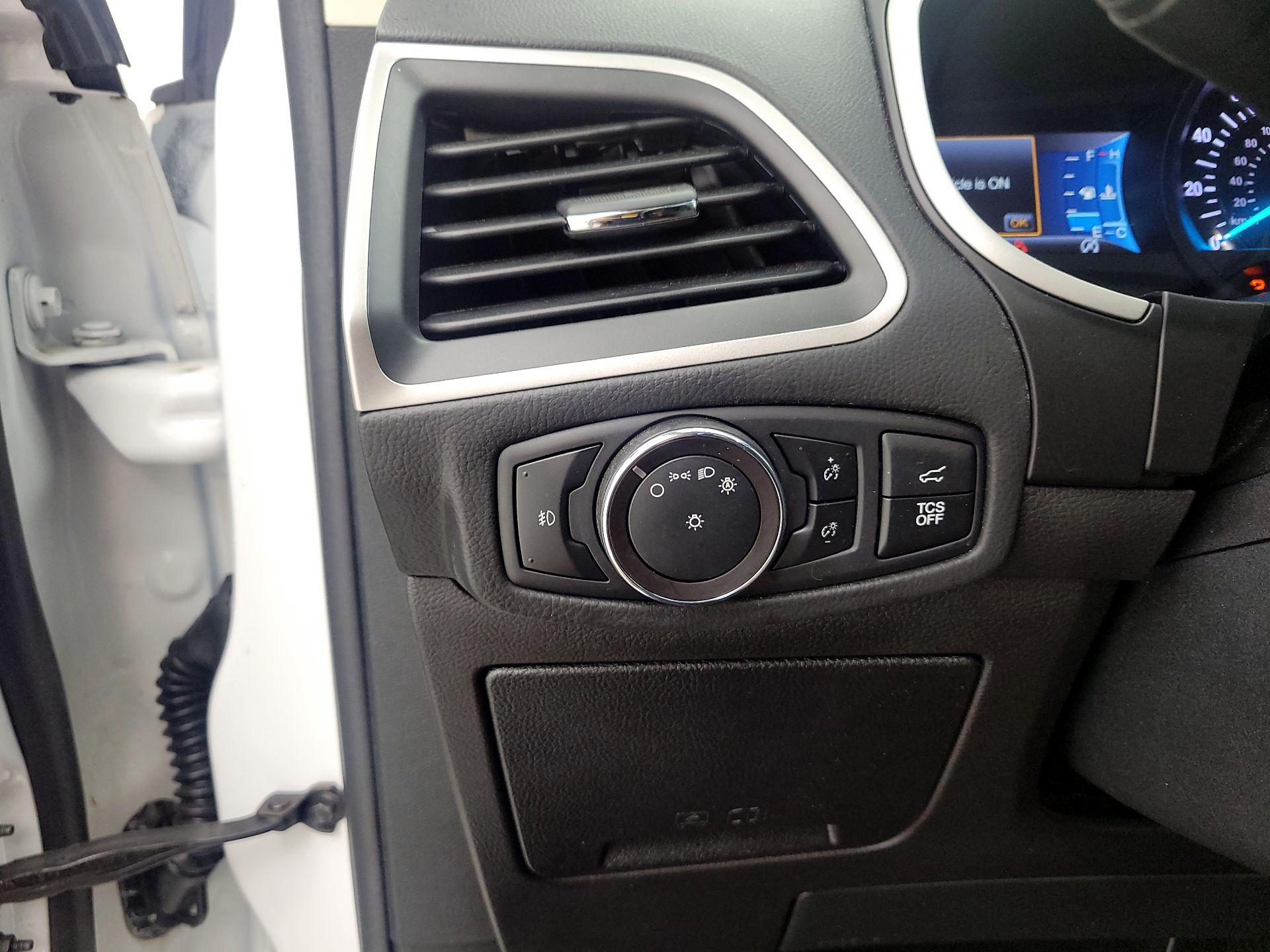 Thumbnail: 2019 Ford Edge - 13