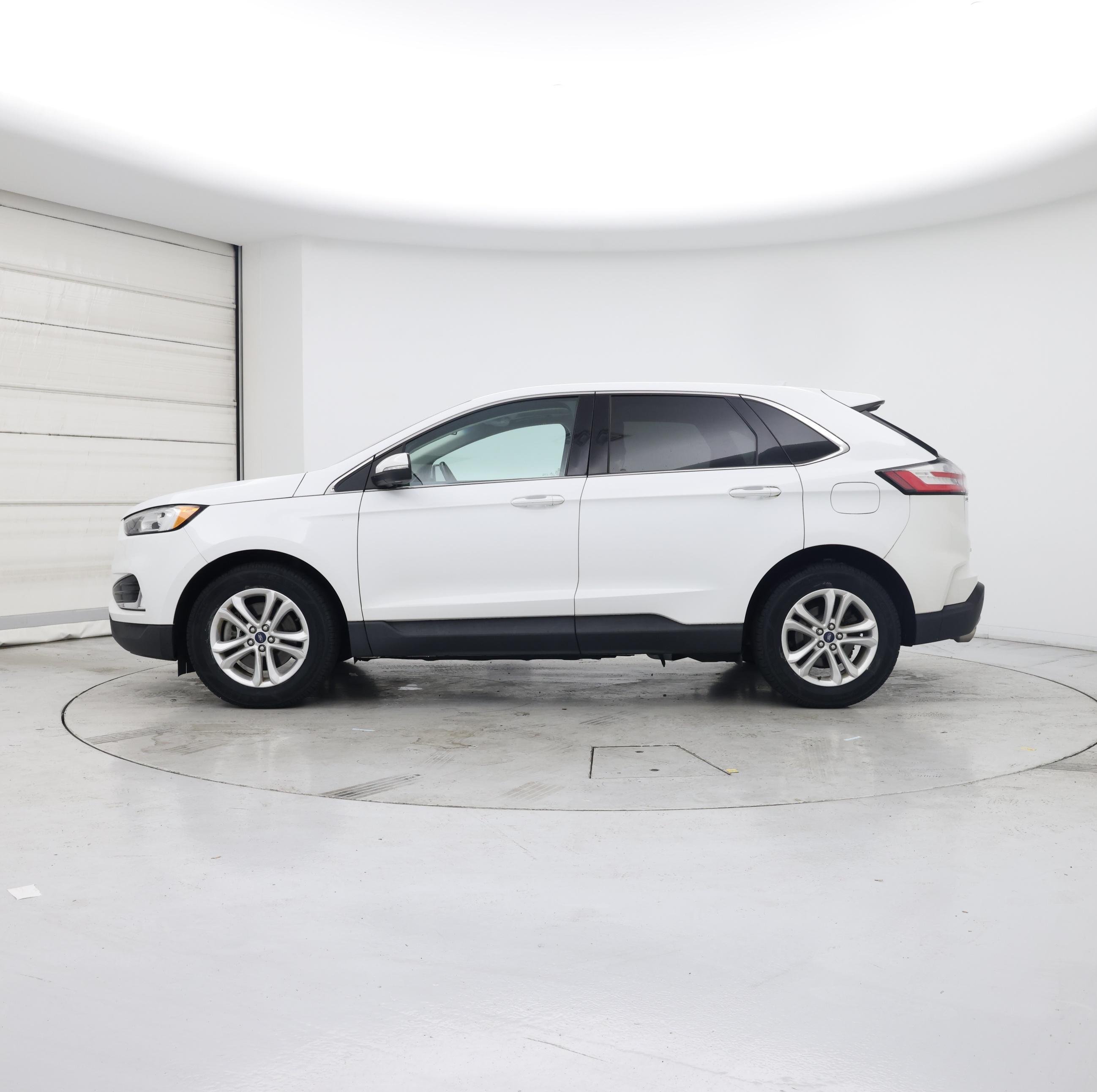 Thumbnail: 2019 Ford Edge - 3