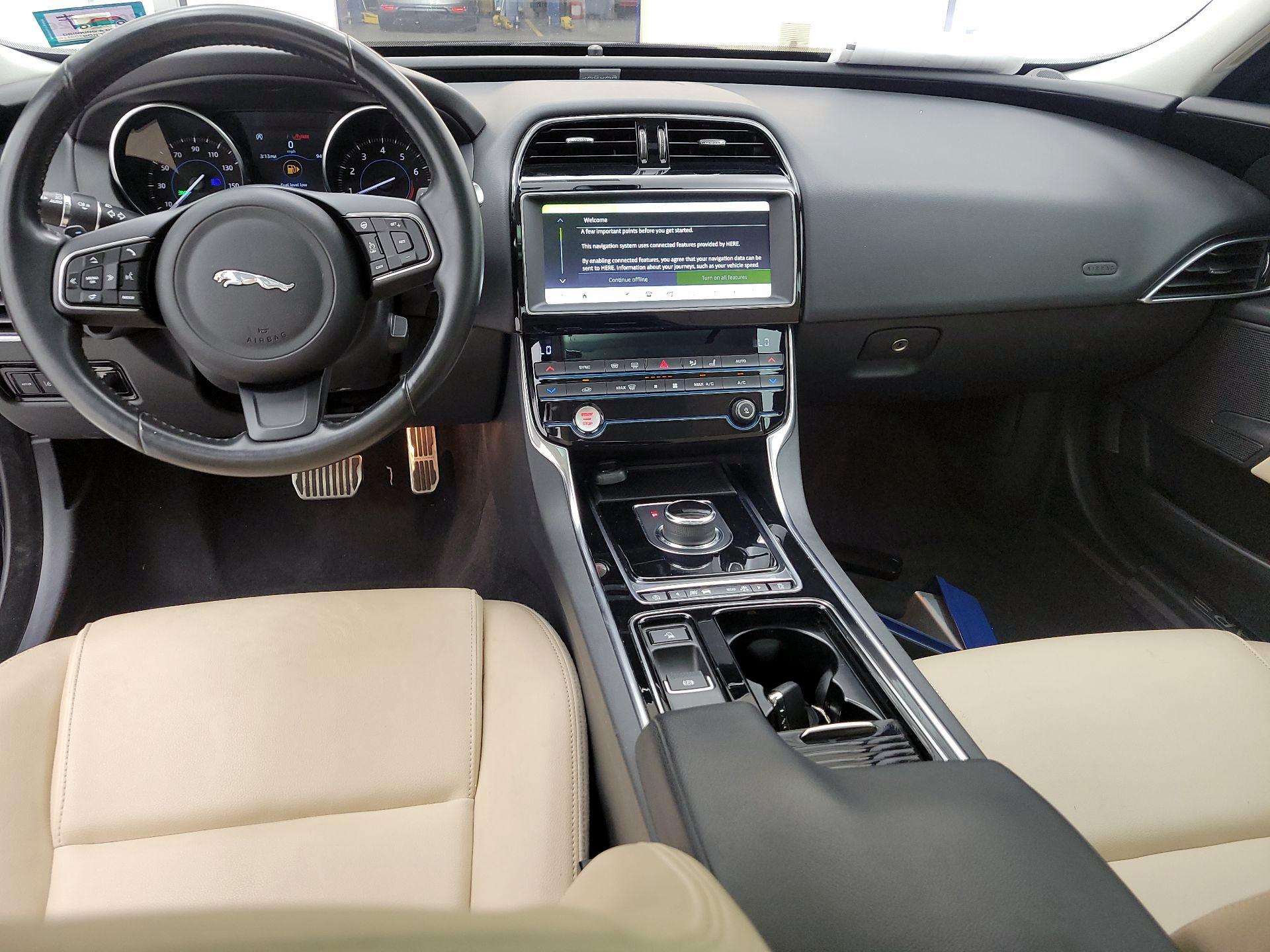 Thumbnail: 2019 Jaguar XE - 9