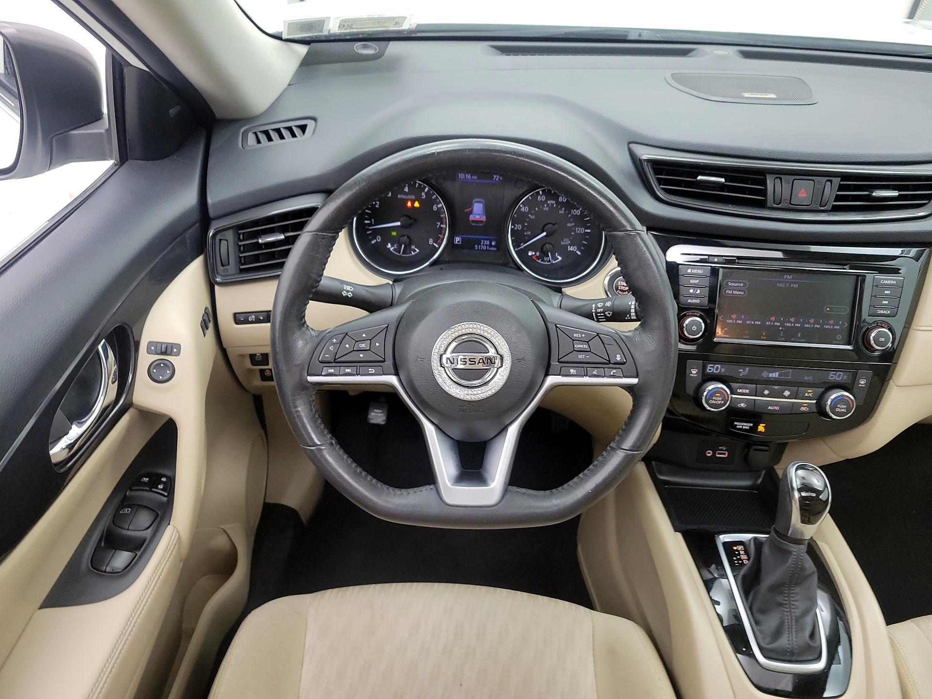 Thumbnail: 2018 Nissan Rogue - 10
