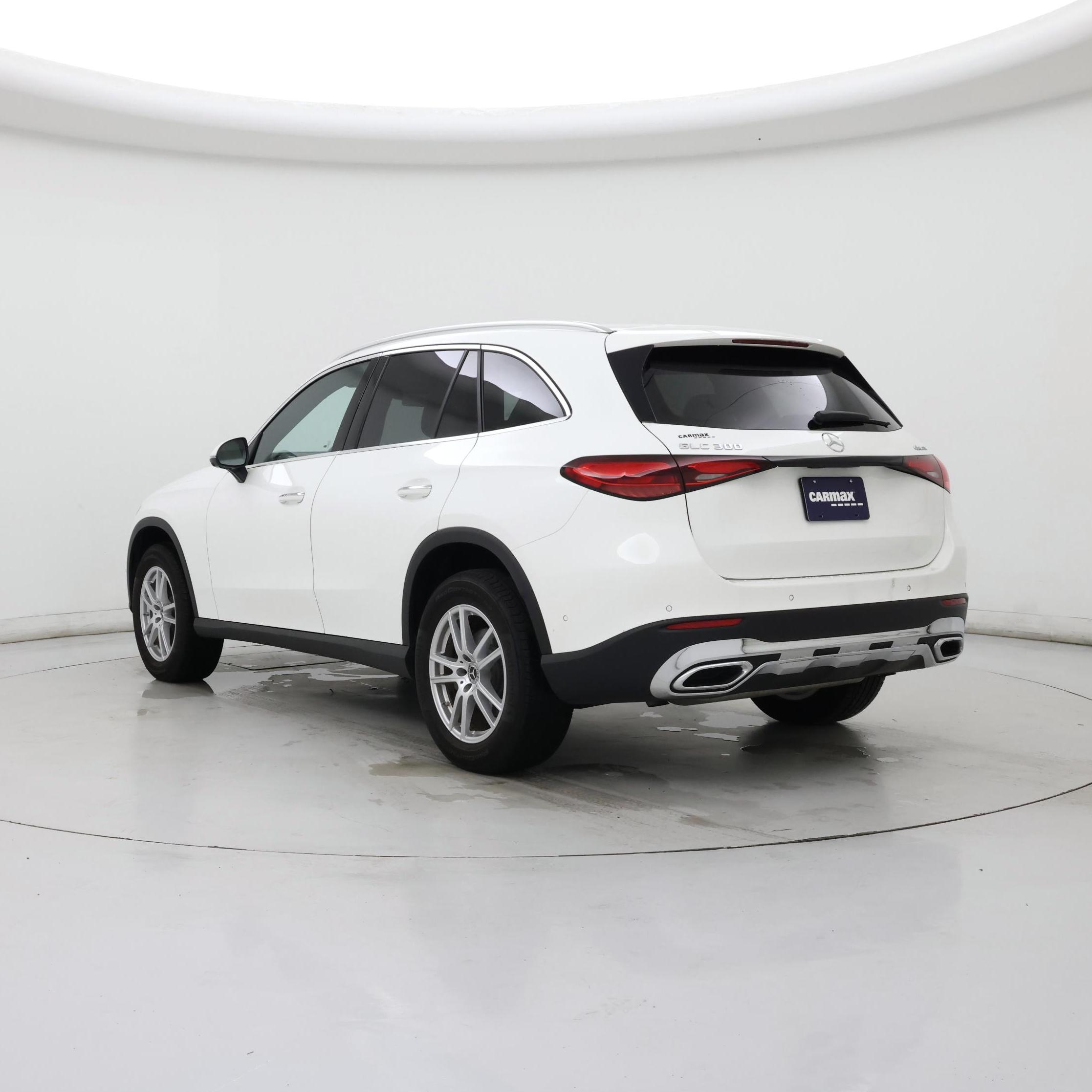 Thumbnail: 2023 Mercedes-Benz GLC - 2
