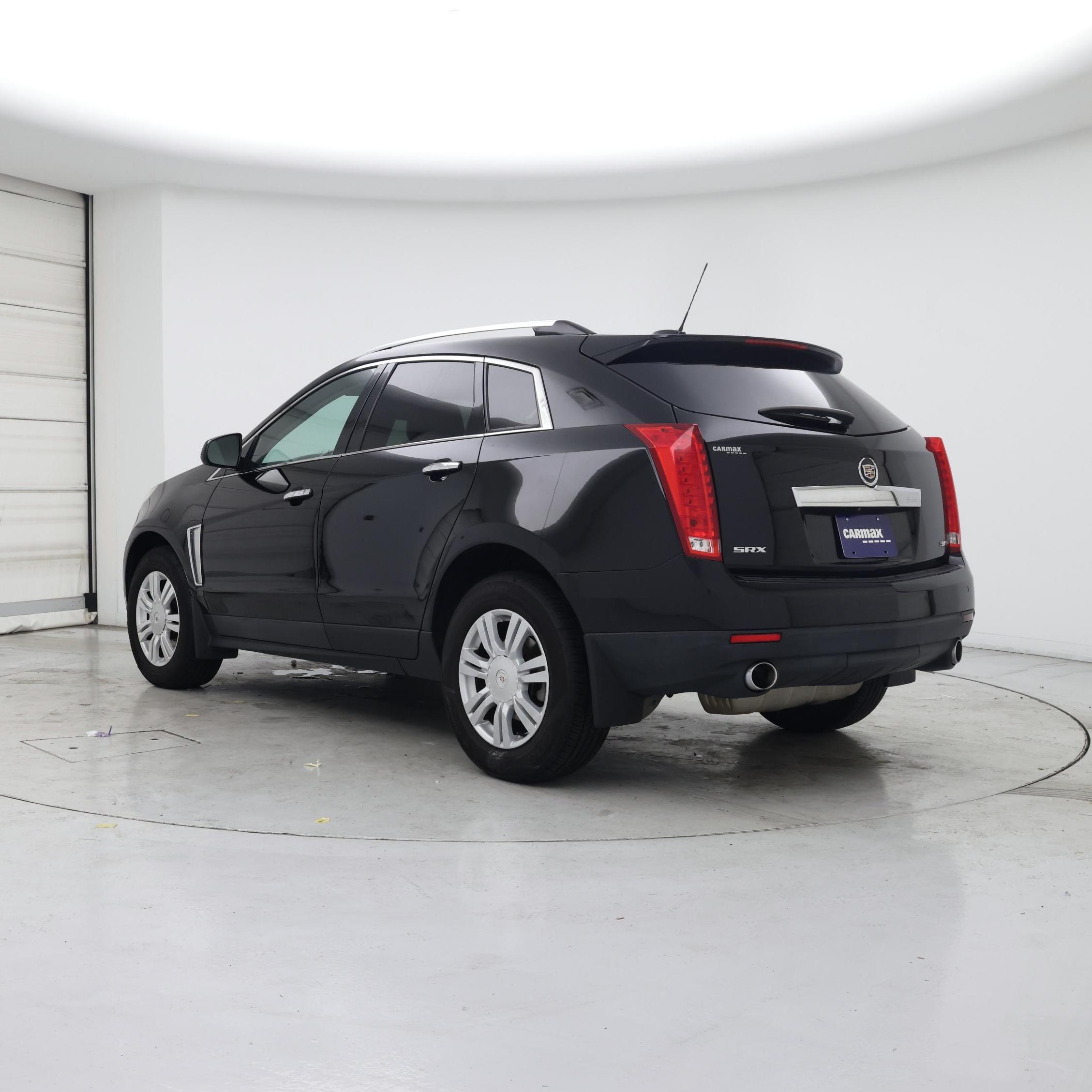 Thumbnail: 2016 Cadillac SRX - 2