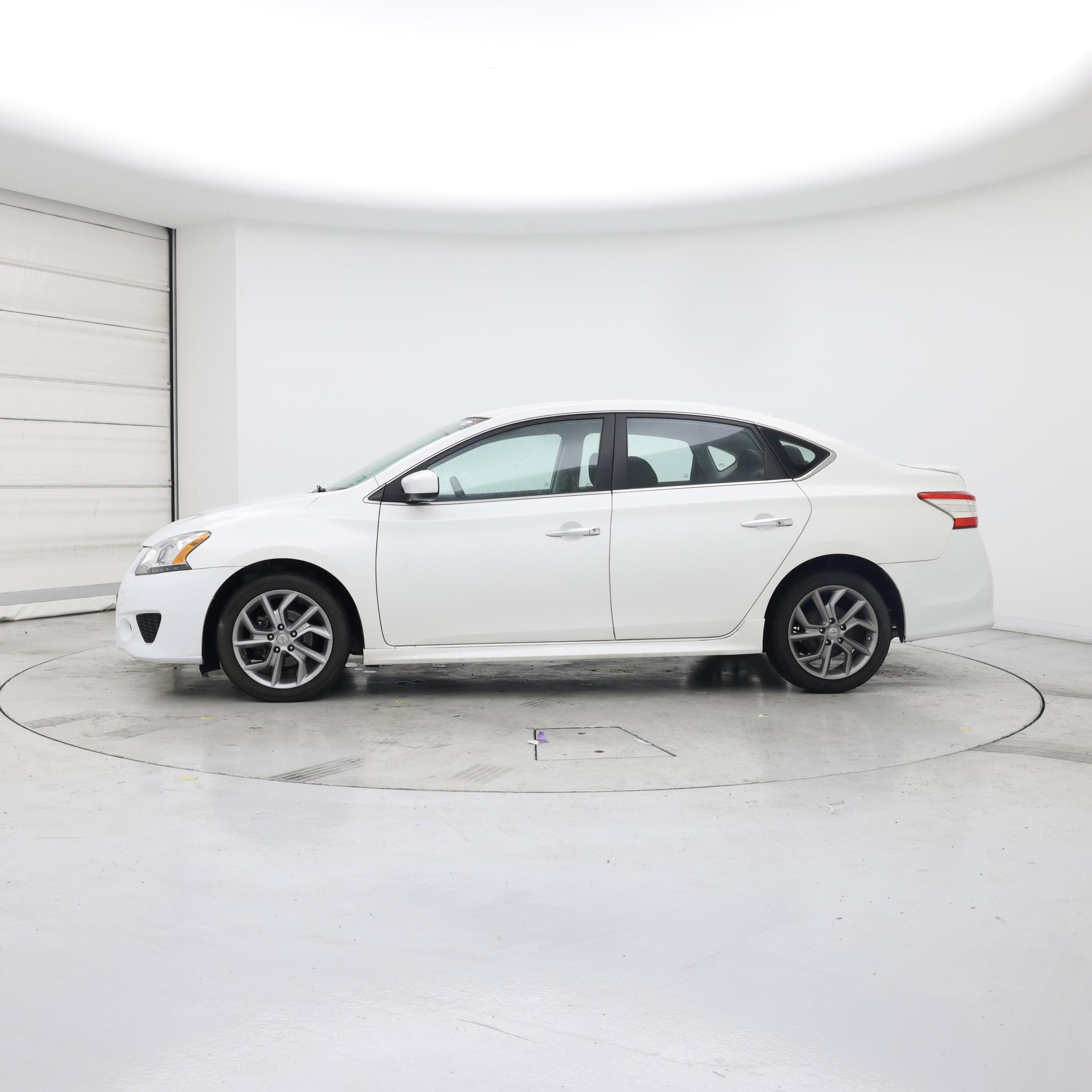 Thumbnail: 2014 Nissan Sentra - 3