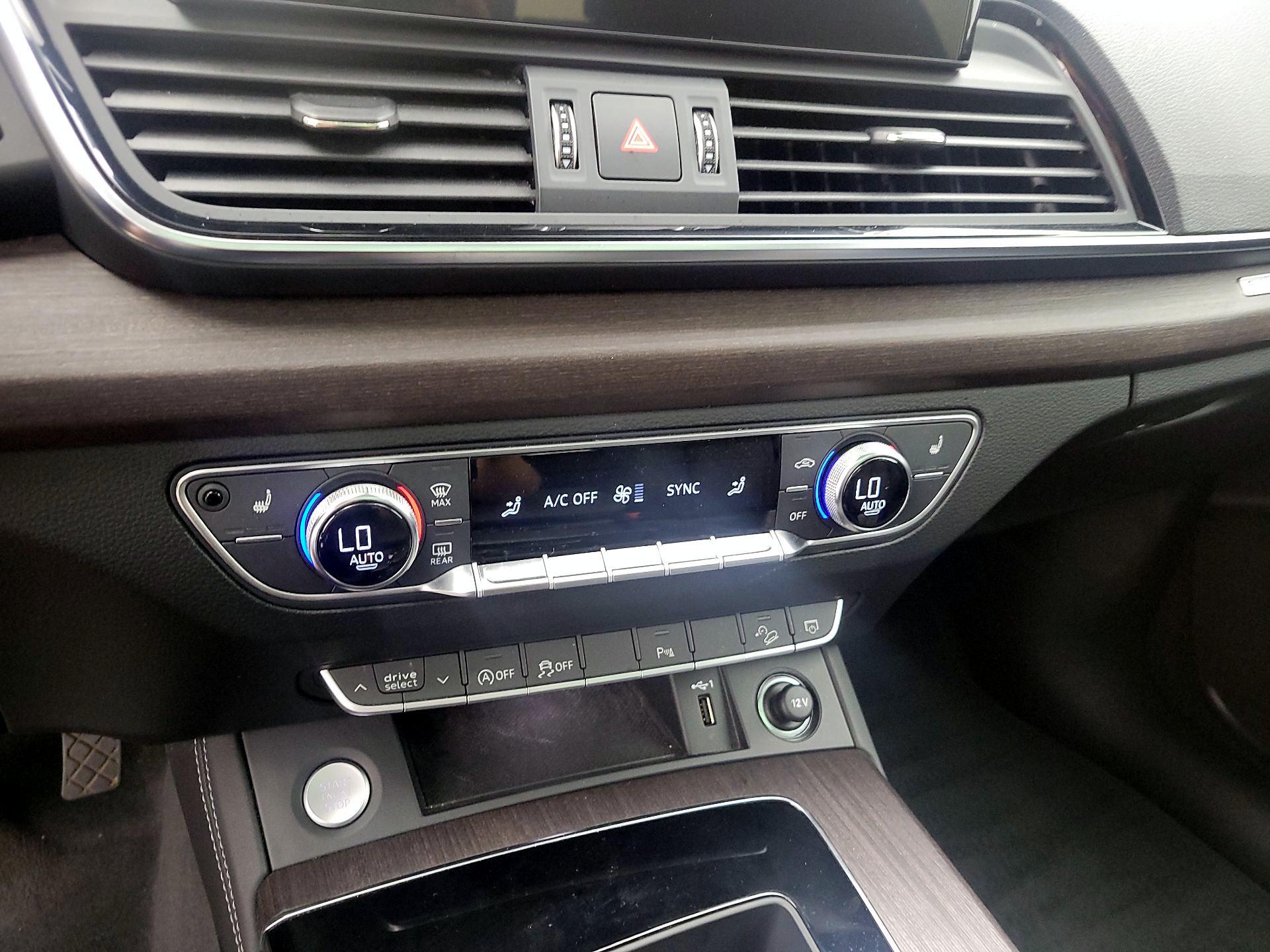 Thumbnail: 2021 Audi Q5 - 16