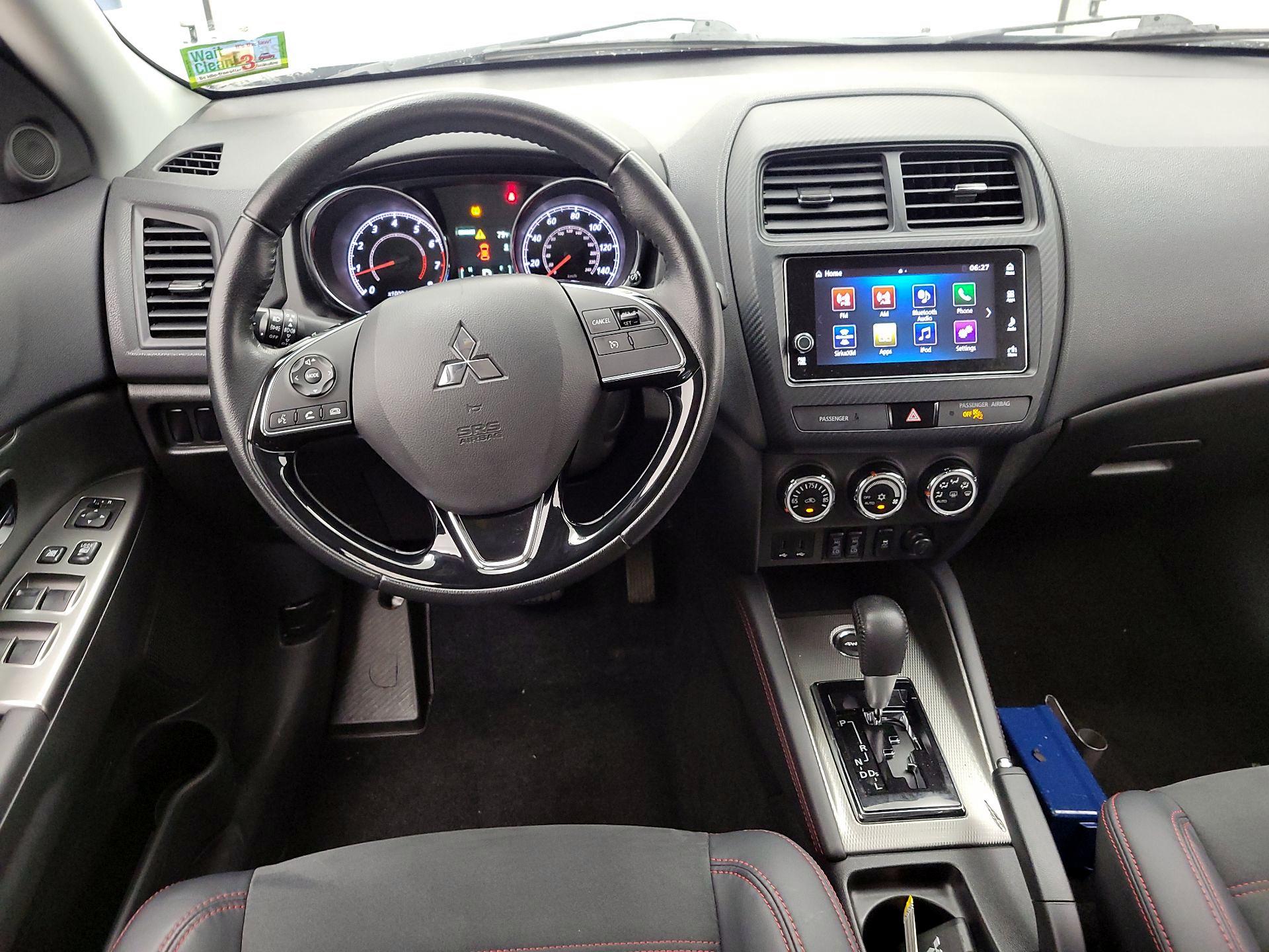 Thumbnail: 2018 Mitsubishi Outlander Sport - 10