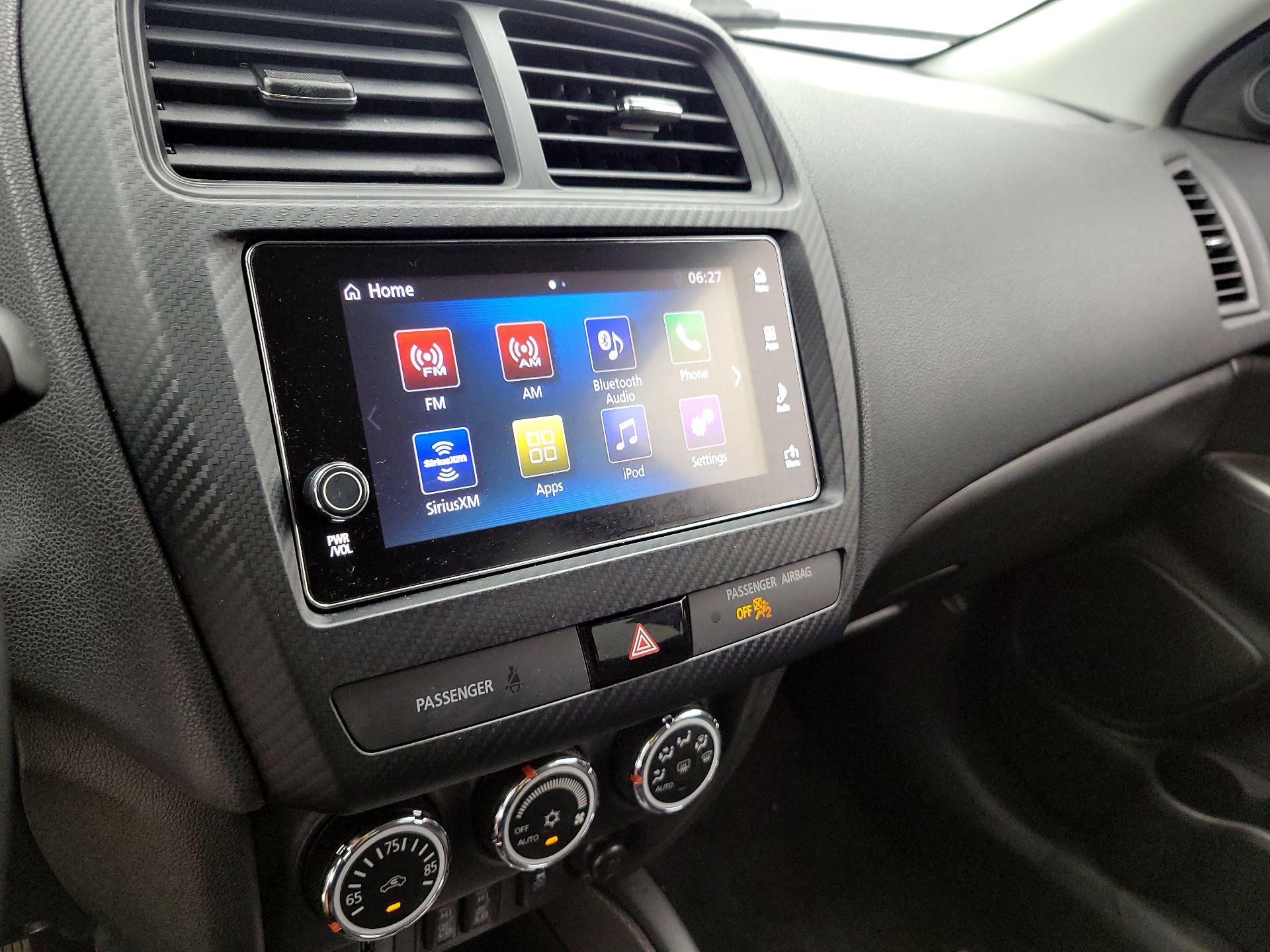 Thumbnail: 2018 Mitsubishi Outlander Sport - 16