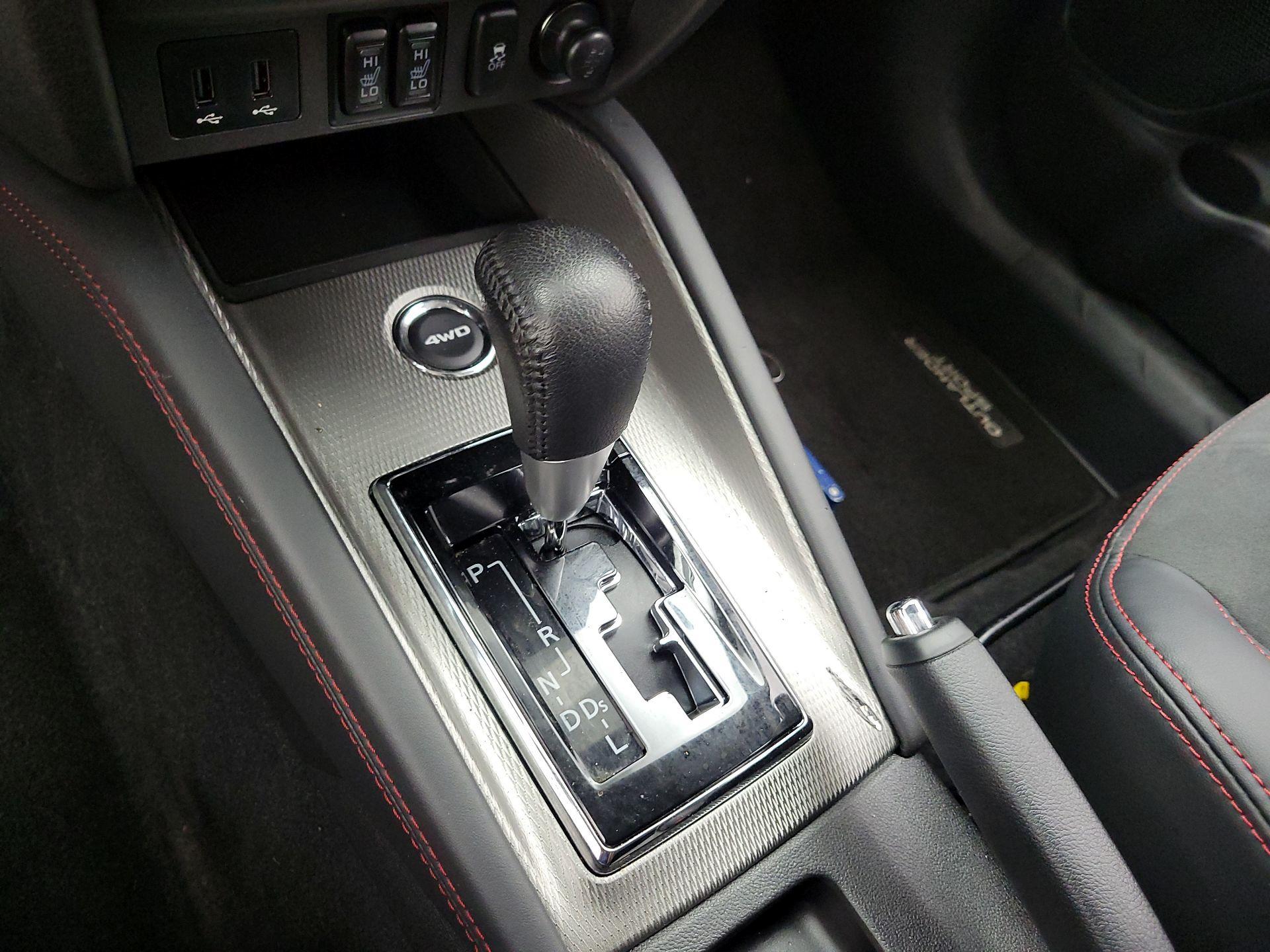 Thumbnail: 2018 Mitsubishi Outlander Sport - 17