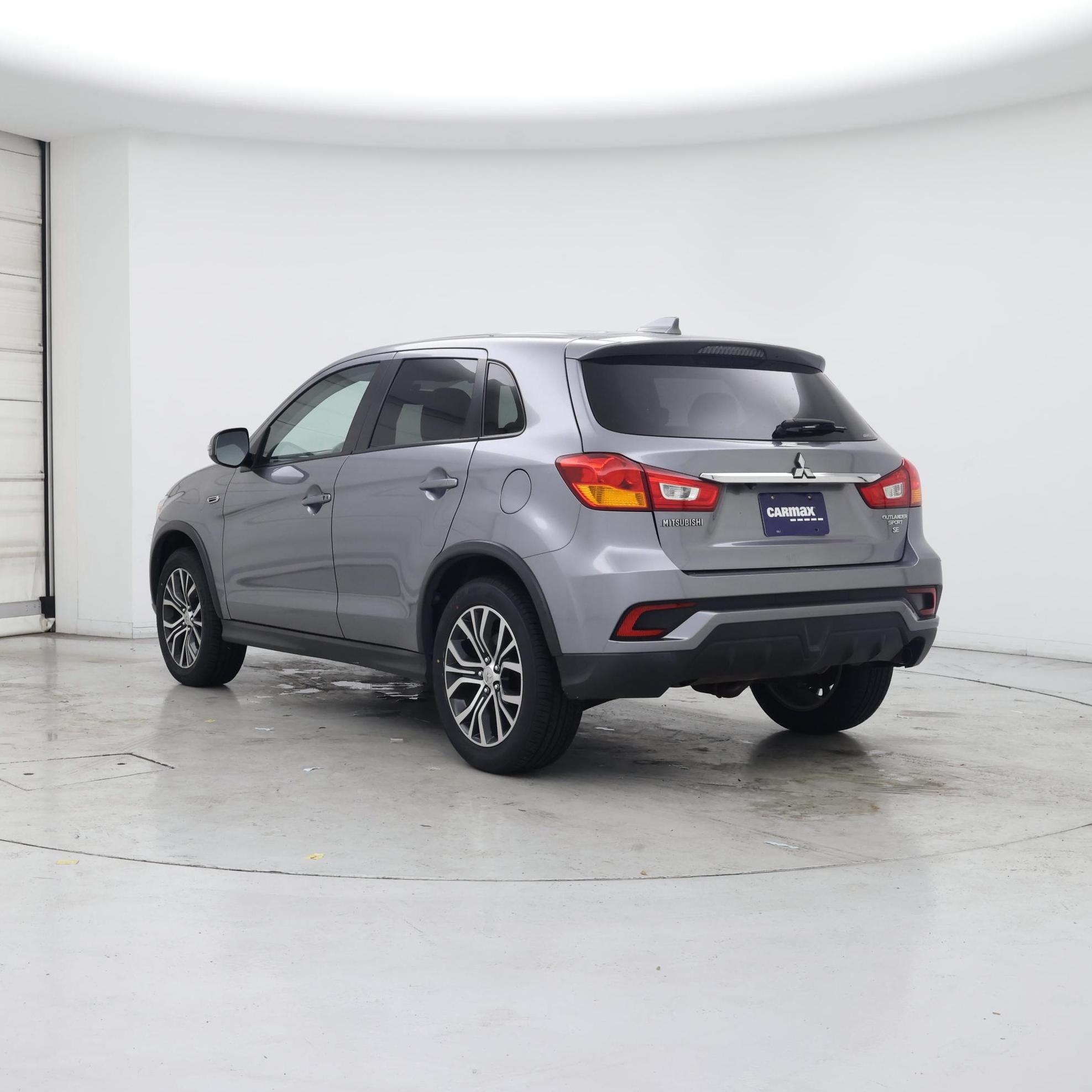 Thumbnail: 2018 Mitsubishi Outlander Sport - 2