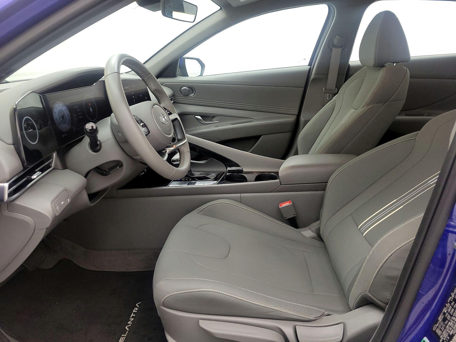 Thumbnail: 2023 Hyundai Elantra - 11
