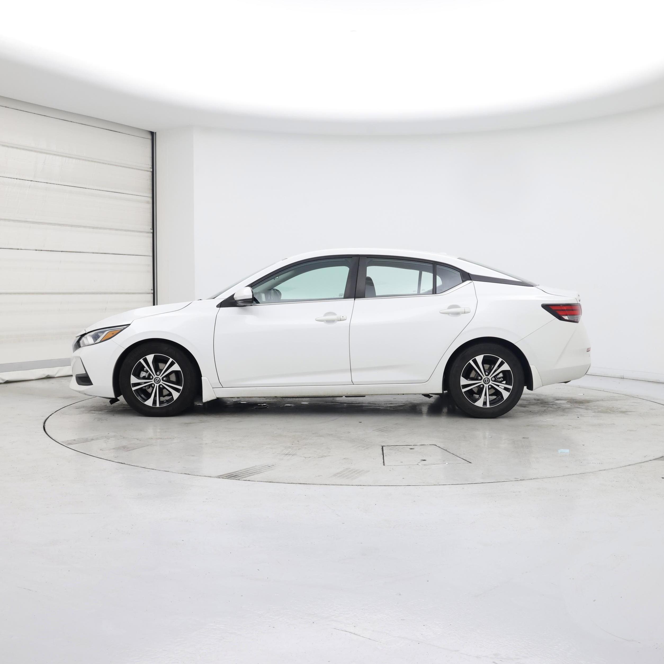 Thumbnail: 2020 Nissan Sentra - 3