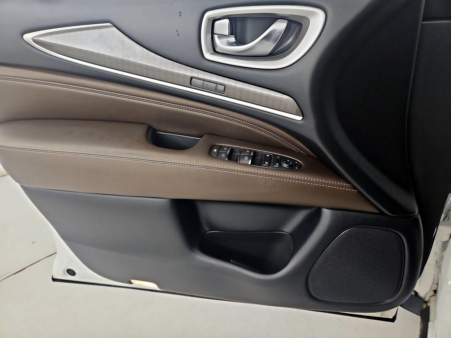 Thumbnail: 2020 INFINITI QX60 - 12