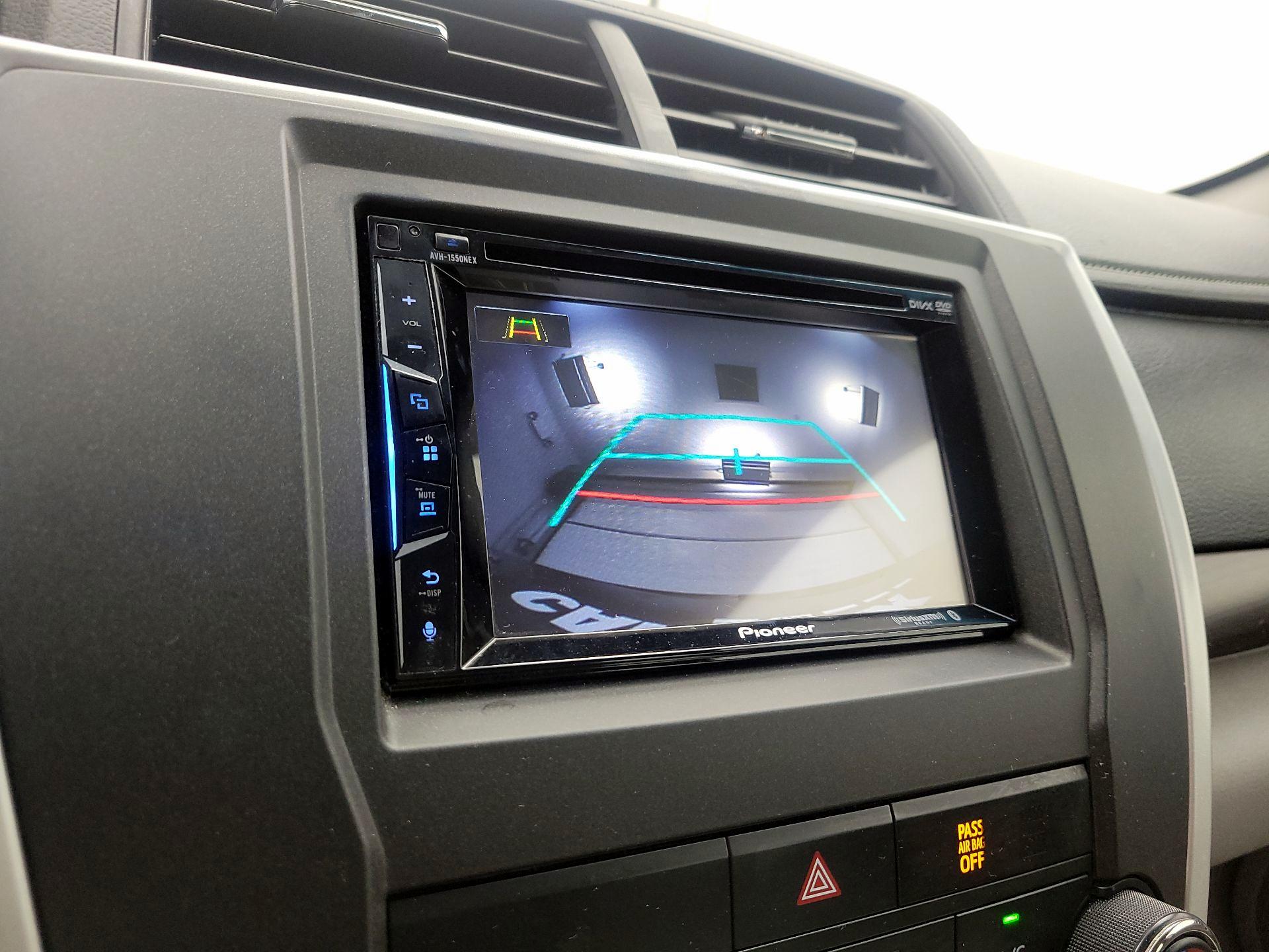 Thumbnail: 2015 Toyota Camry - 14