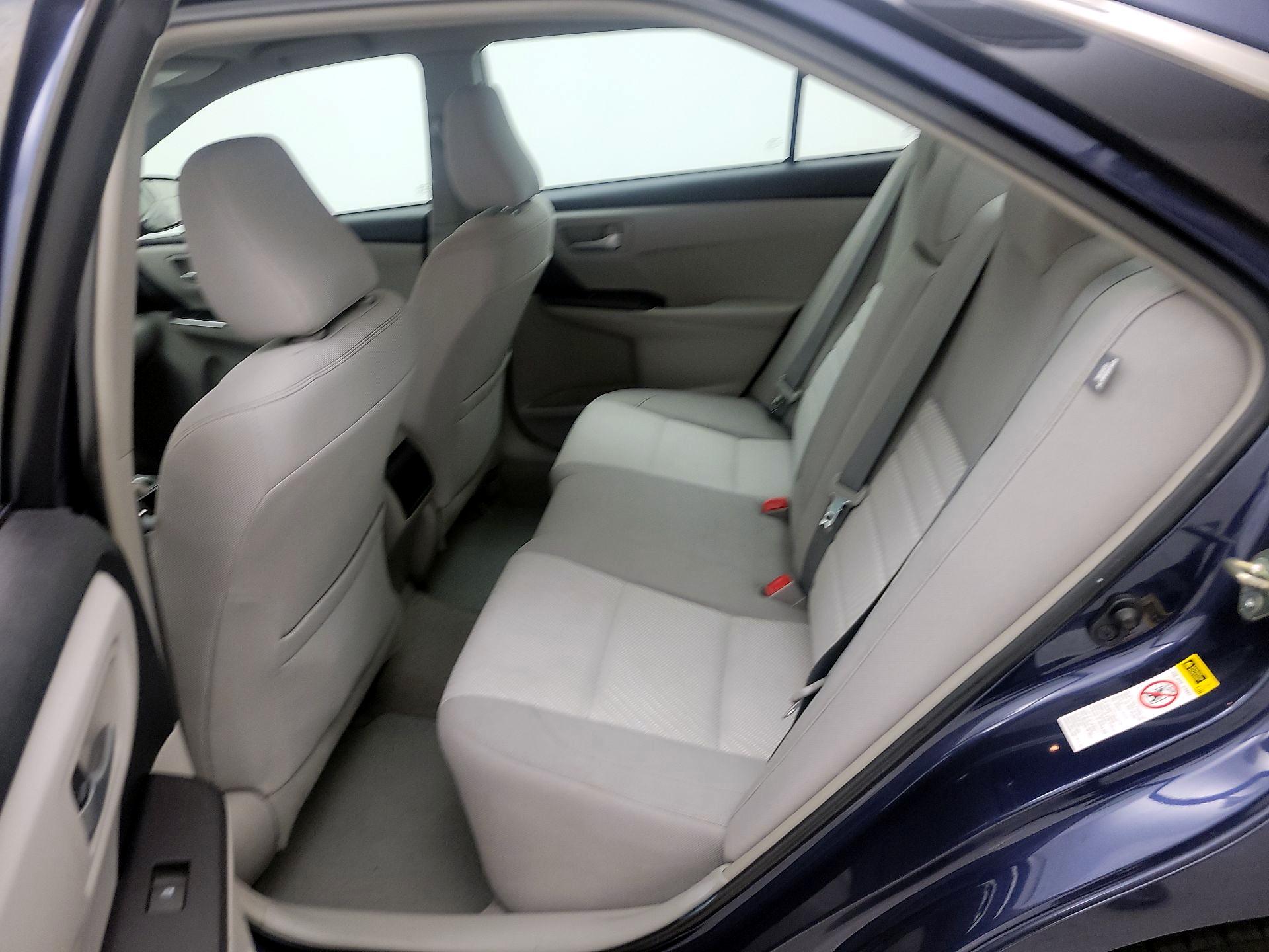 Thumbnail: 2015 Toyota Camry - 19
