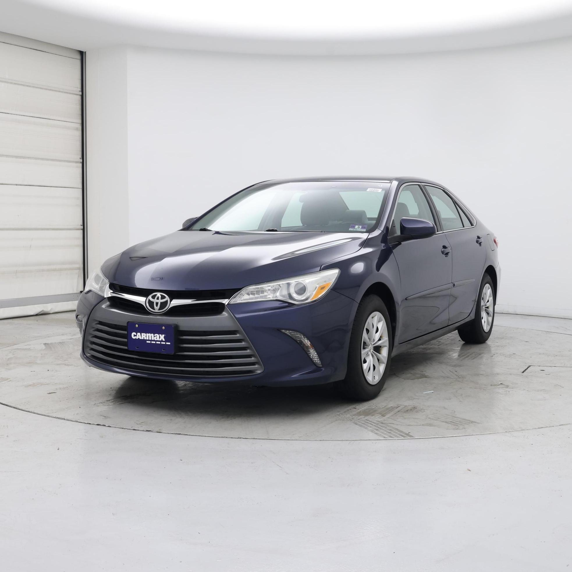 Thumbnail: 2015 Toyota Camry - 4