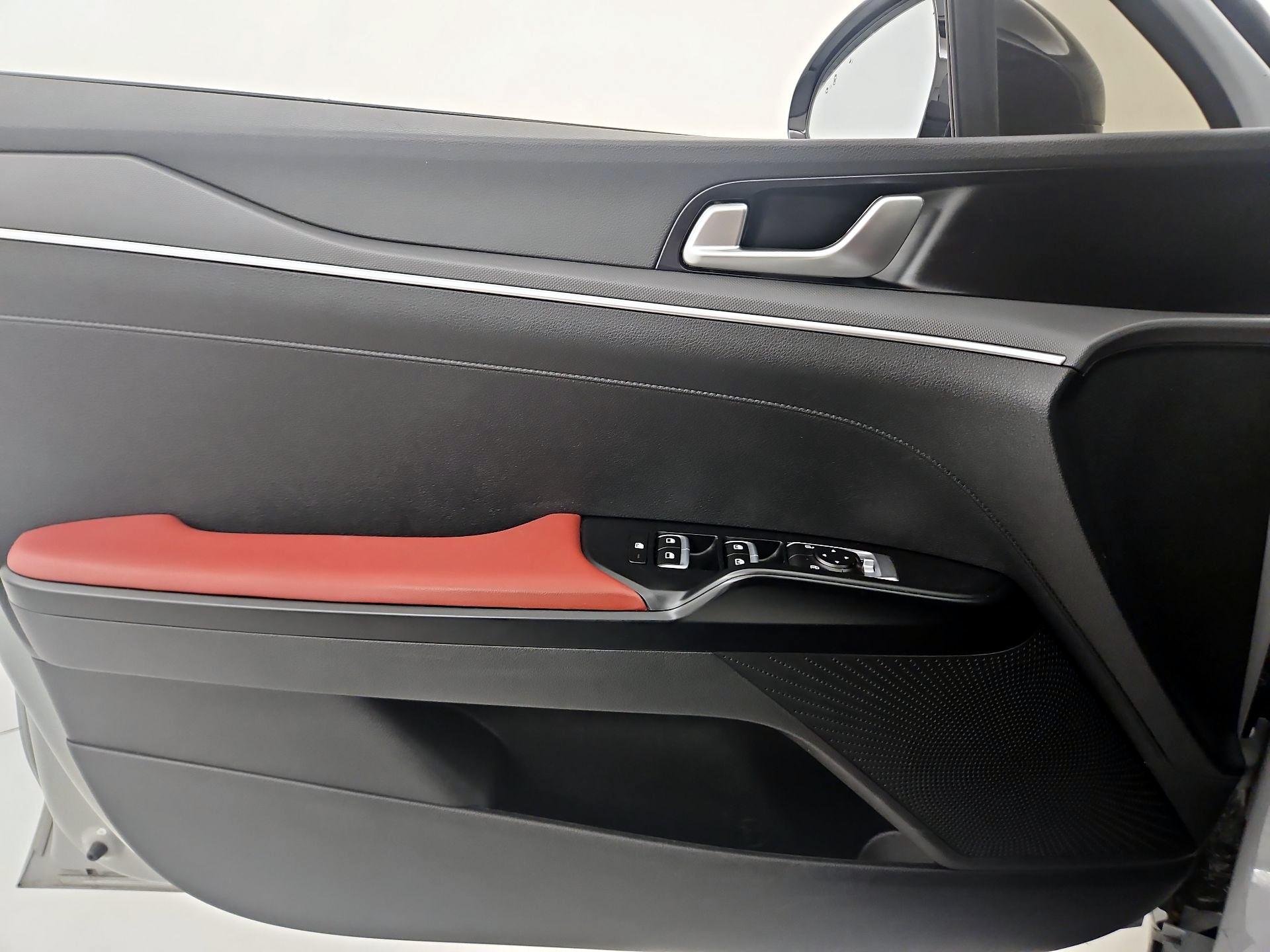Thumbnail: 2023 Kia K5 - 12