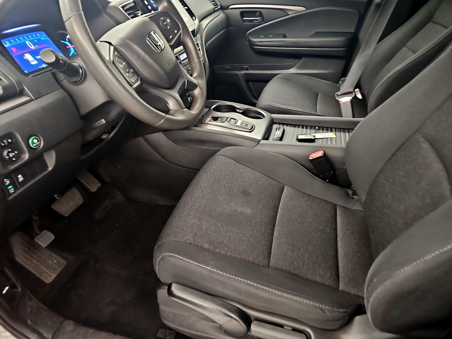 Thumbnail: 2021 Honda Passport - 11