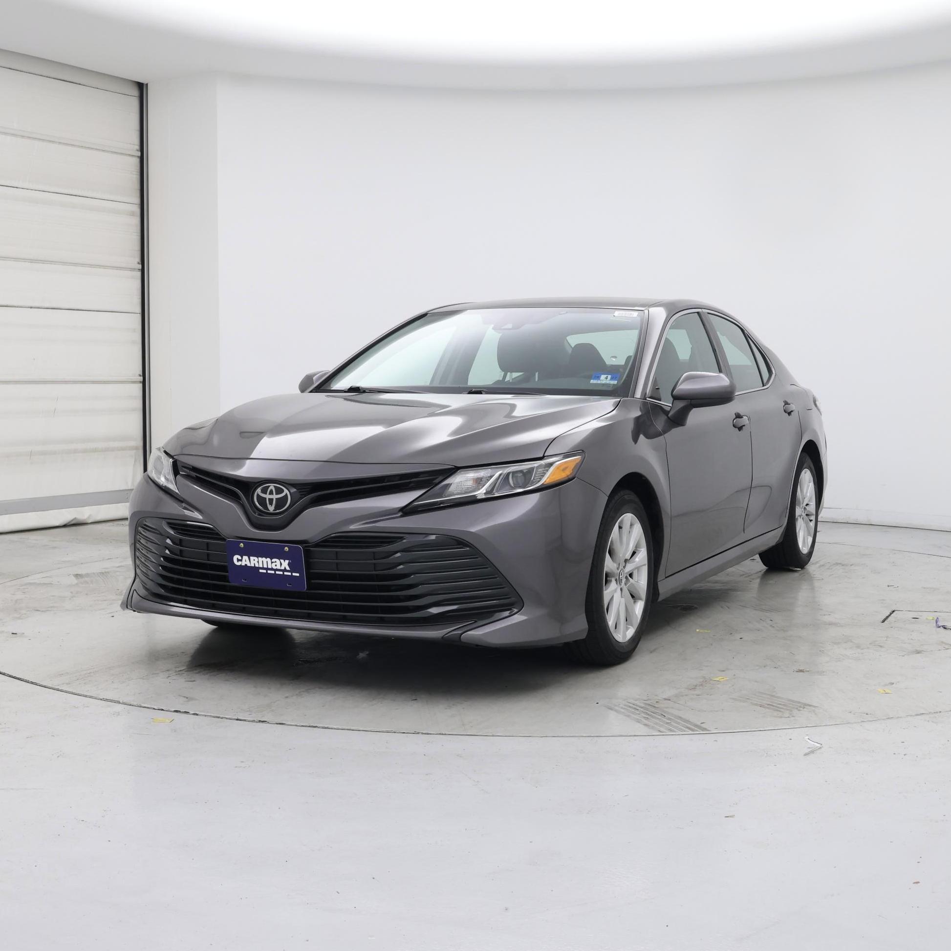 Thumbnail: 2020 Toyota Camry - 4