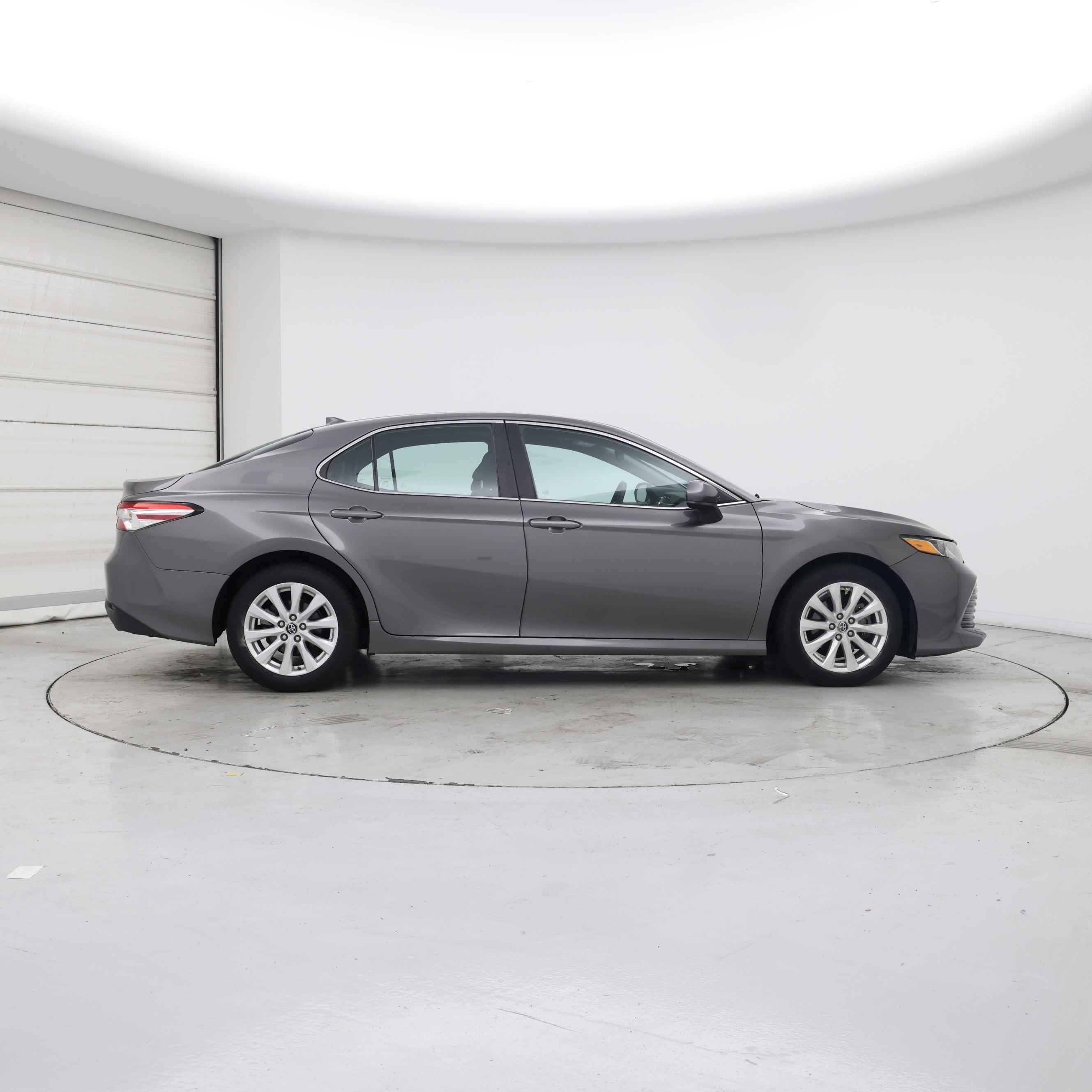 Thumbnail: 2020 Toyota Camry - 7