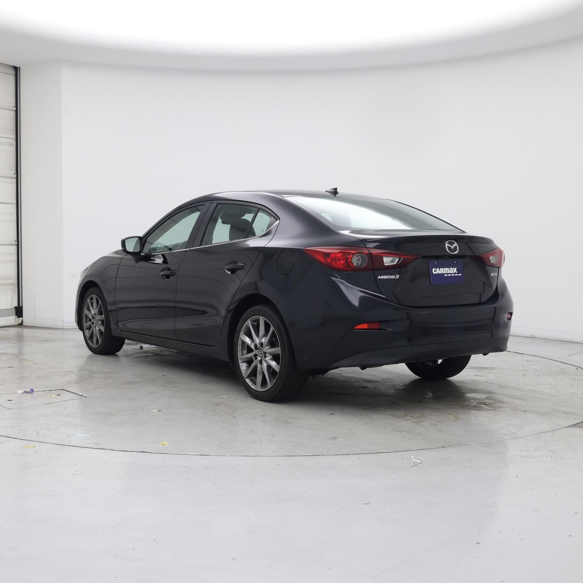 Thumbnail: 2018 Mazda Mazda3 - 2