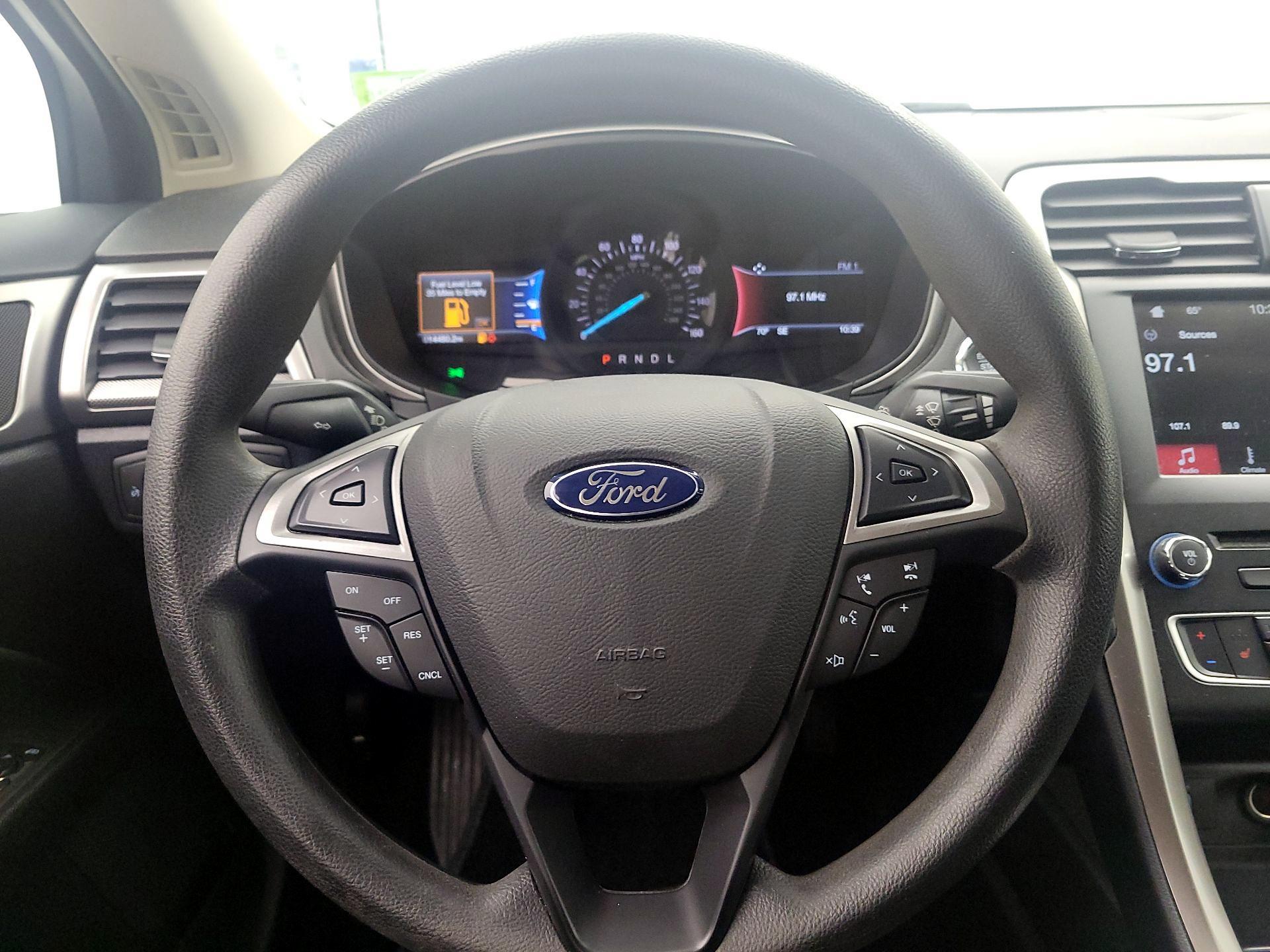Thumbnail: 2018 Ford Fusion - 10