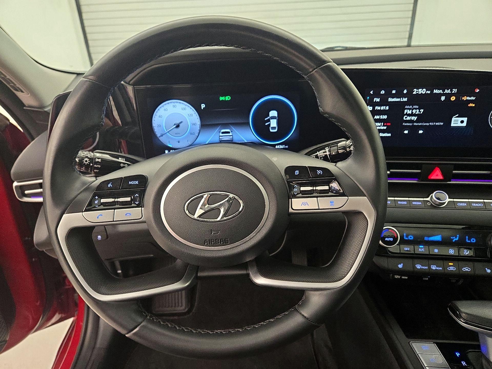 Thumbnail: 2022 Hyundai Elantra - 10