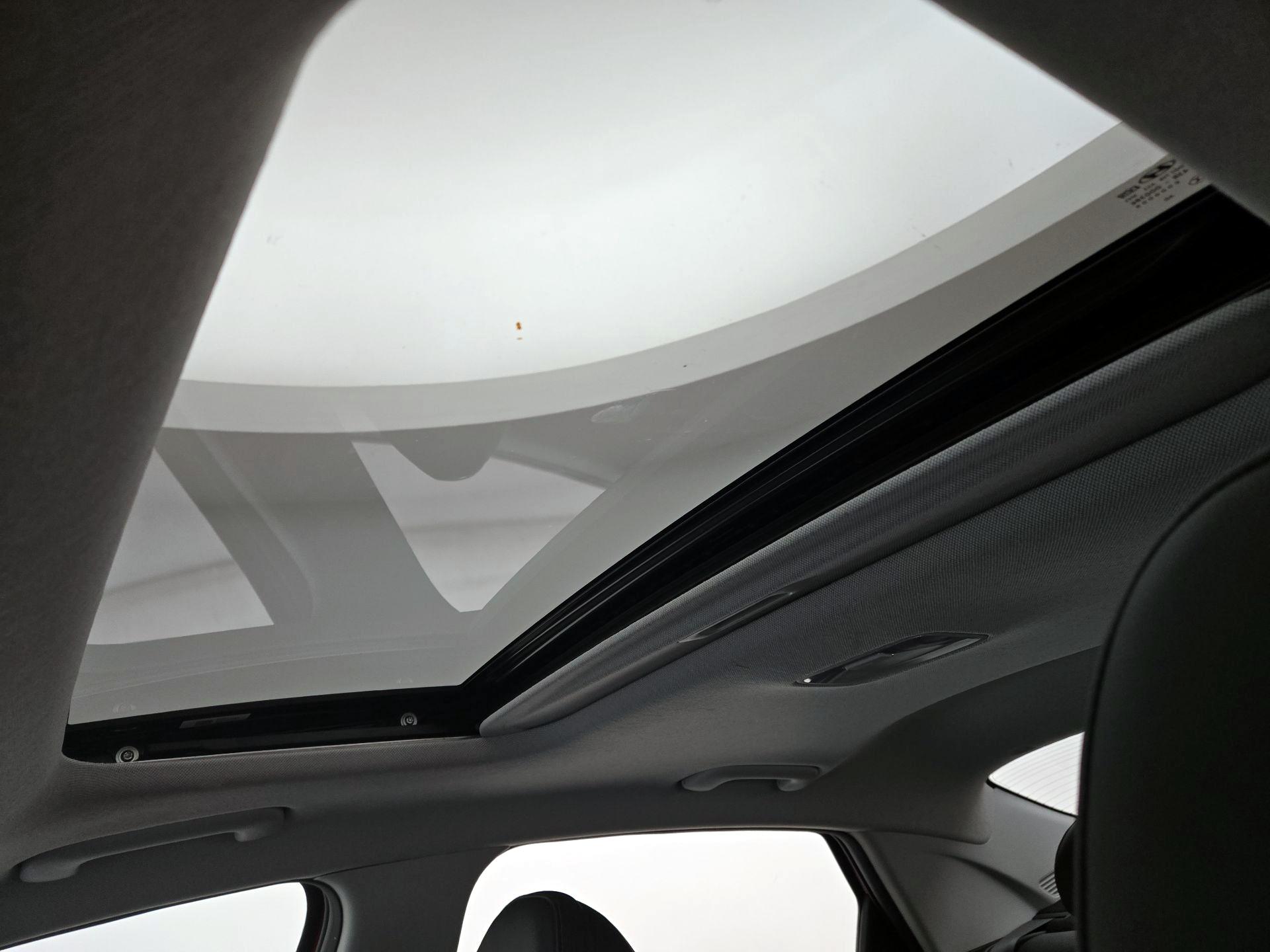 Thumbnail: 2022 Hyundai Elantra - 19