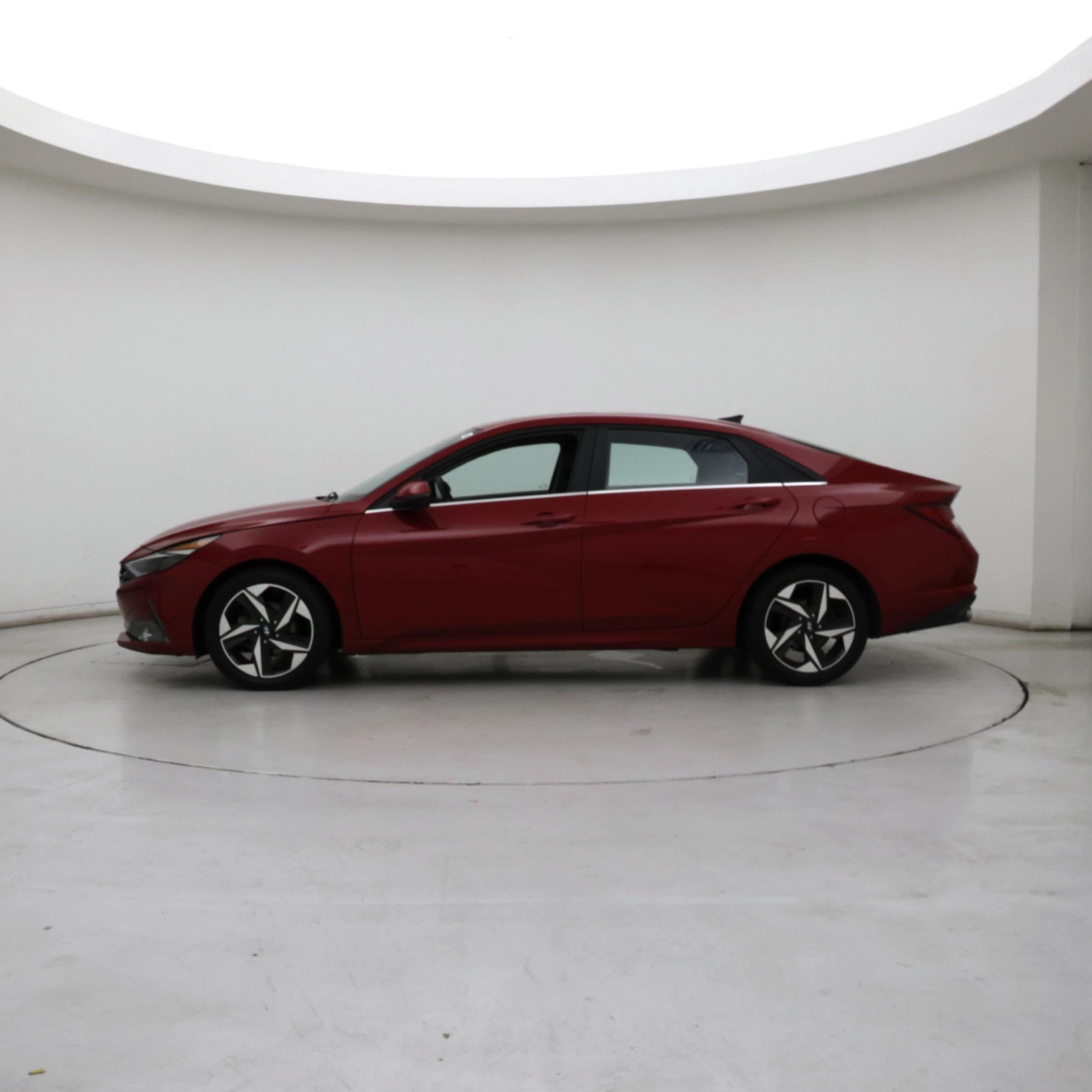 Thumbnail: 2022 Hyundai Elantra - 3