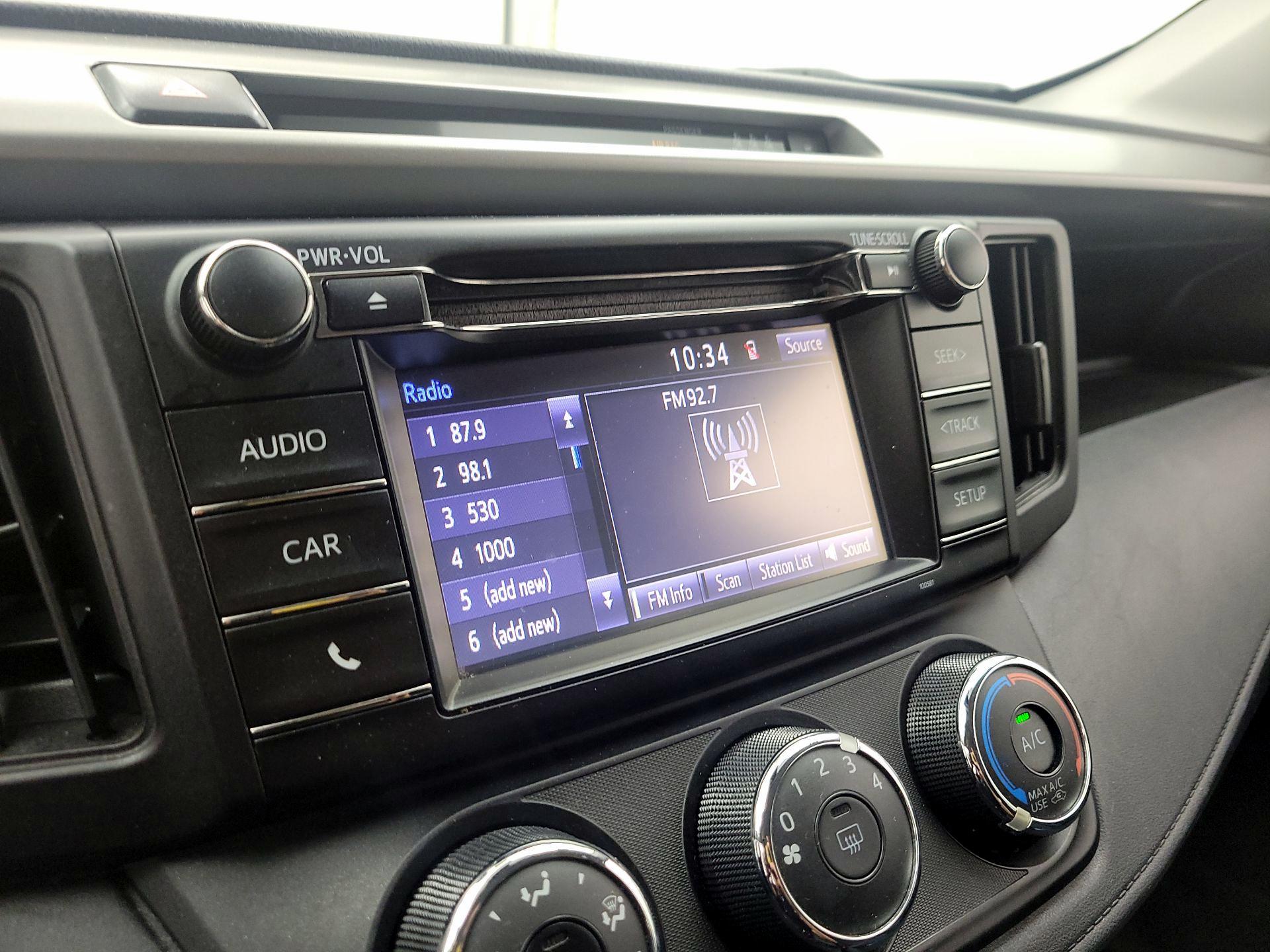 Thumbnail: 2017 Toyota RAV4 - 15
