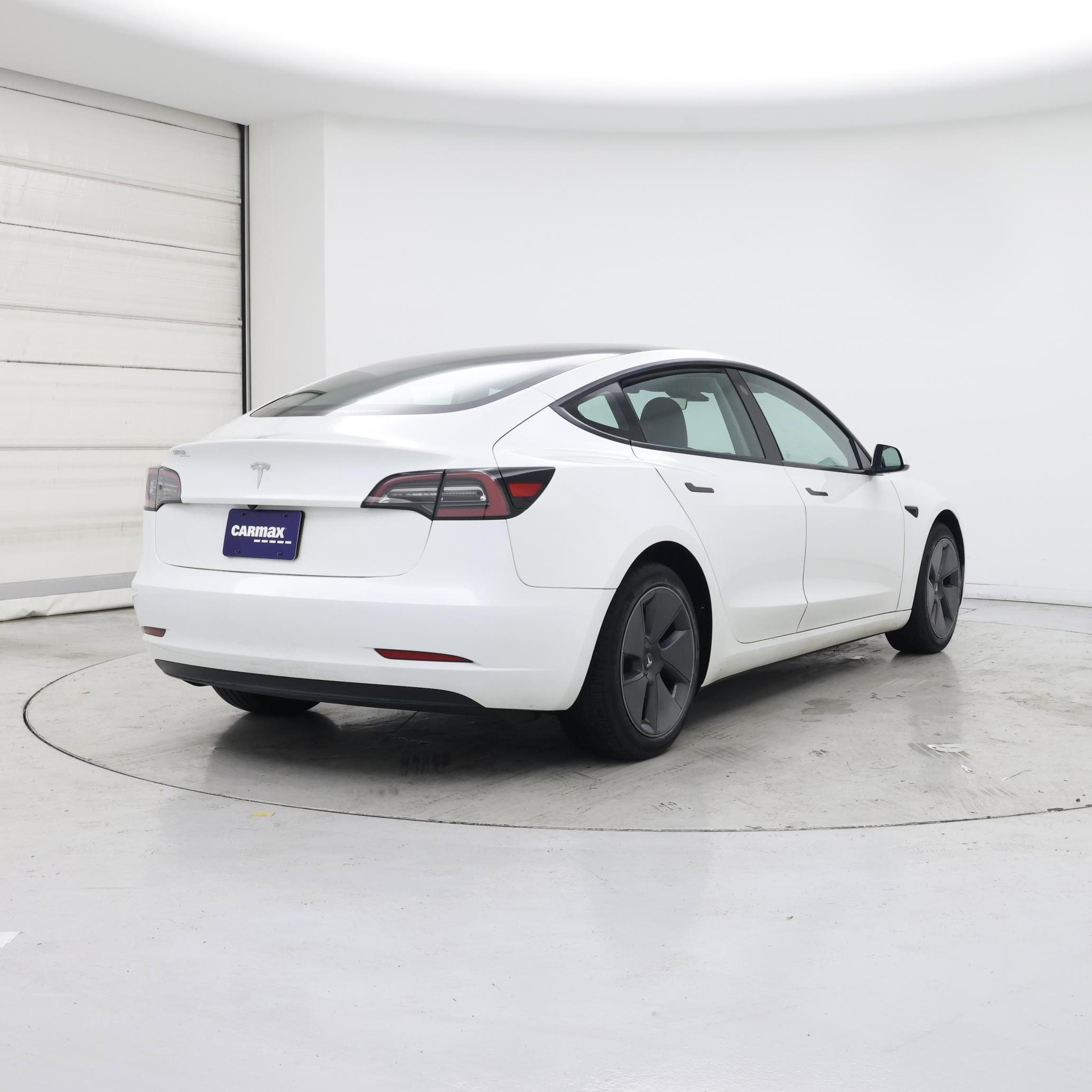 Thumbnail: 2023 Tesla Model 3 - 8