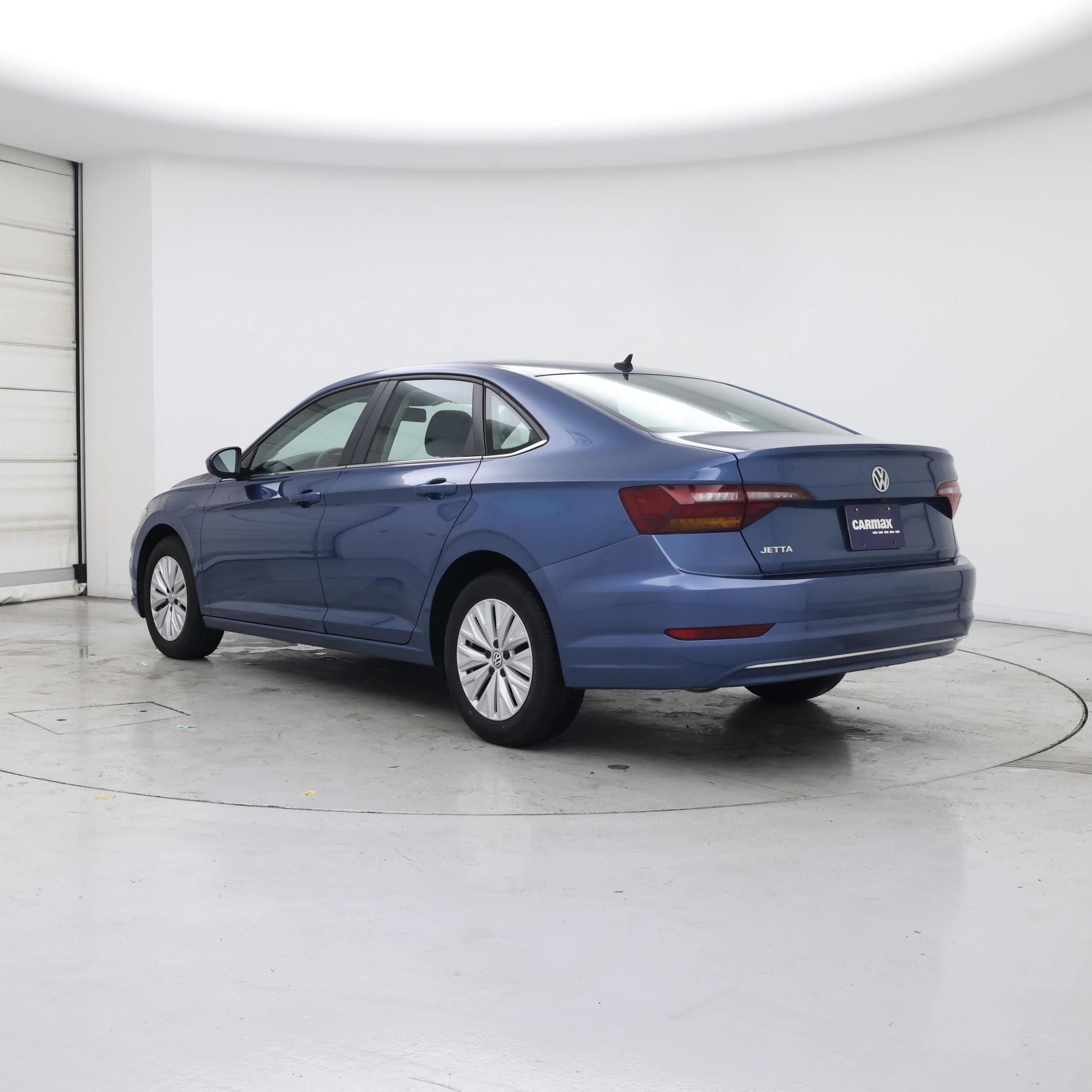Thumbnail: 2019 Volkswagen Jetta - 2