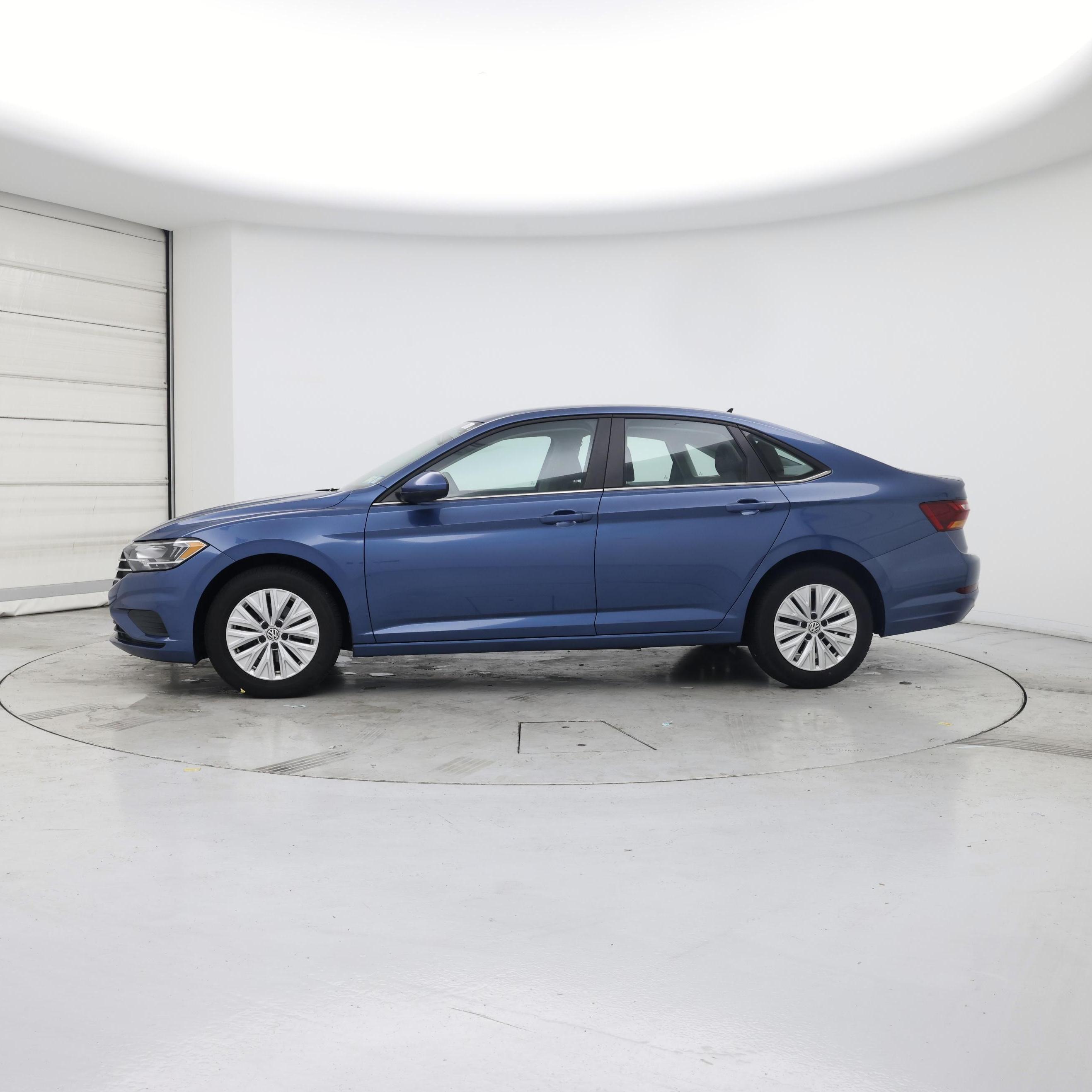 Thumbnail: 2019 Volkswagen Jetta - 3