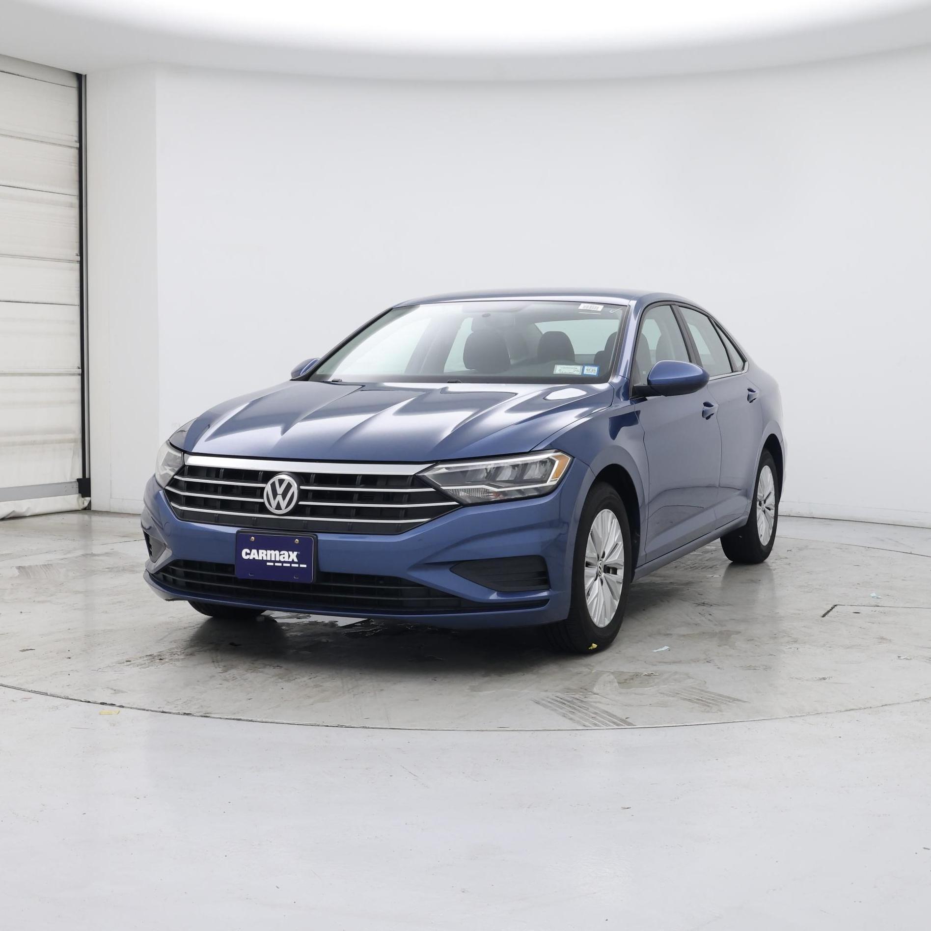 Thumbnail: 2019 Volkswagen Jetta - 4