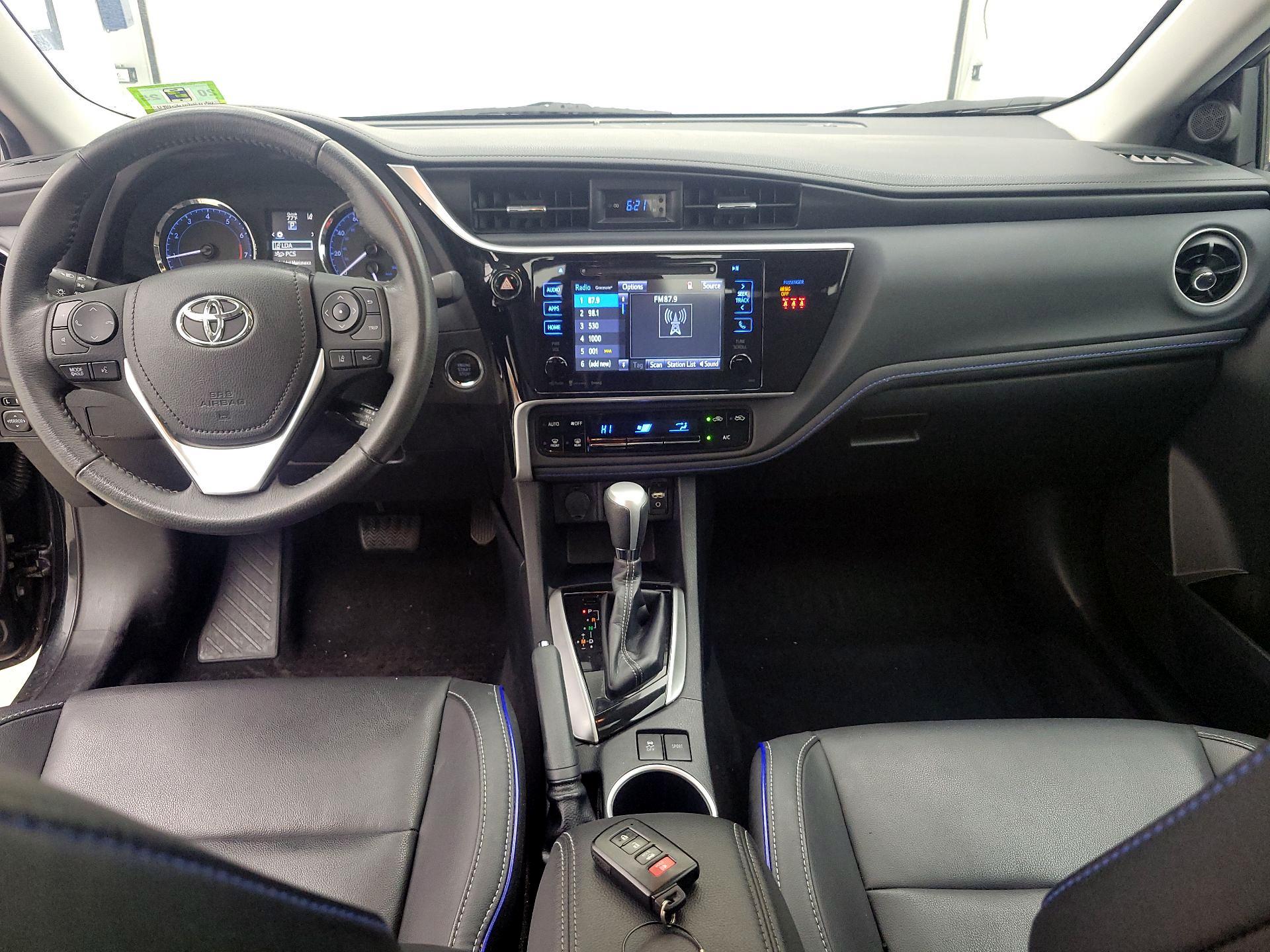 Thumbnail: 2018 Toyota Corolla - 9