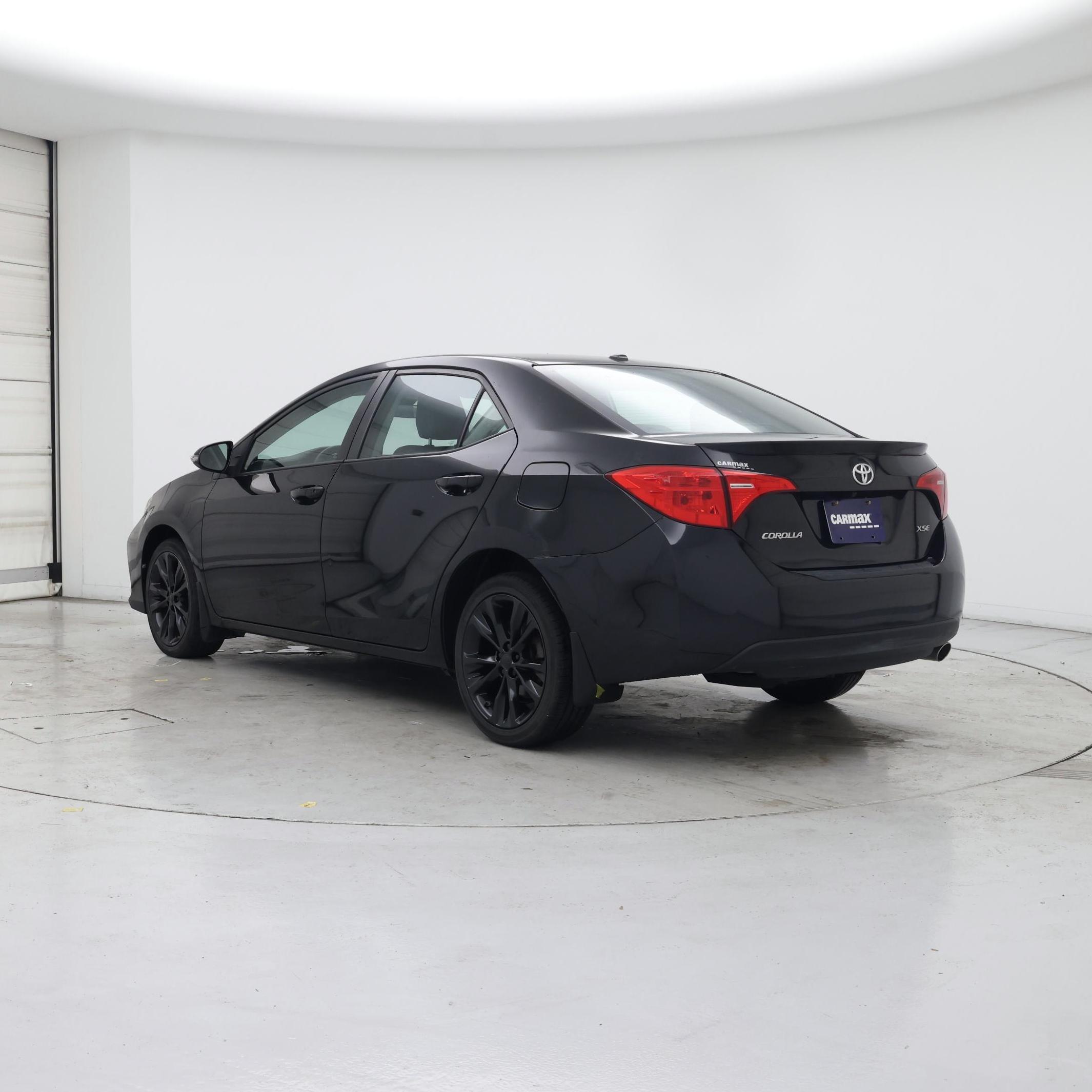 Thumbnail: 2018 Toyota Corolla - 2