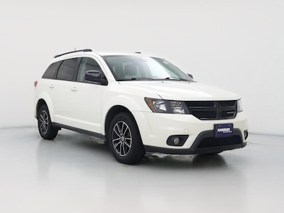 White 2019 Dodge Journey SE