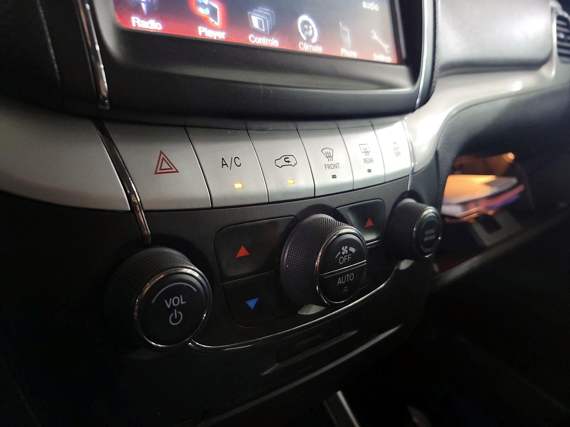 Thumbnail: 2019 Dodge Journey - 16