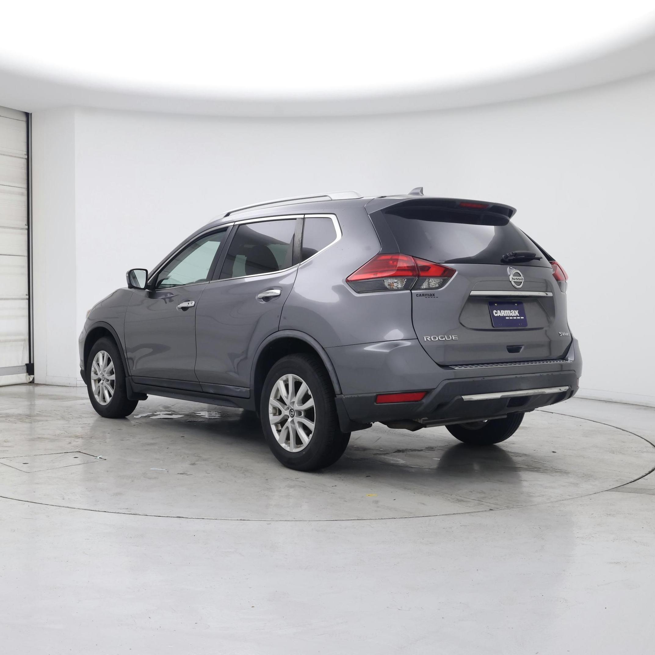 Thumbnail: 2017 Nissan Rogue - 2