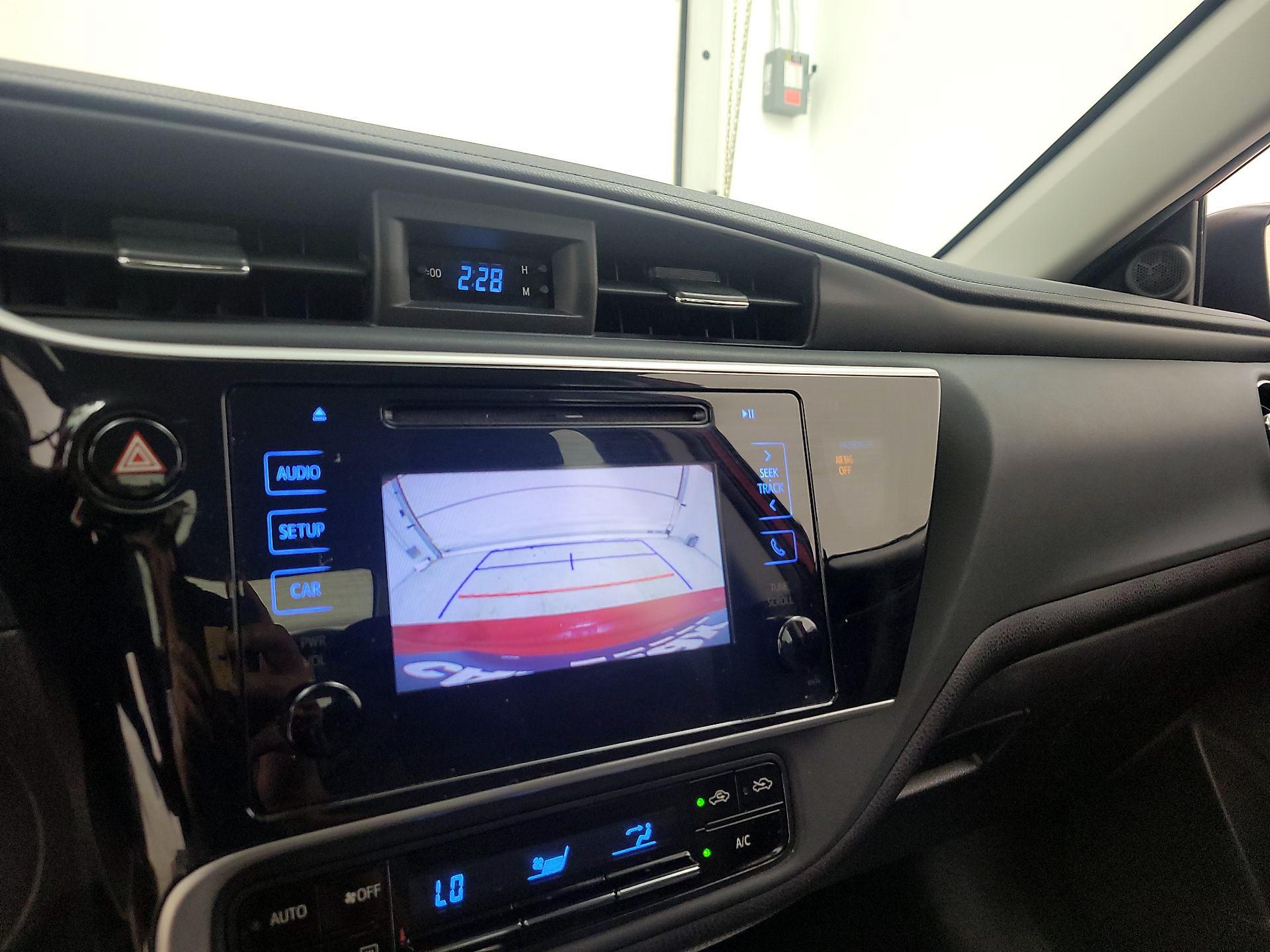 Thumbnail: 2018 Toyota Corolla - 14