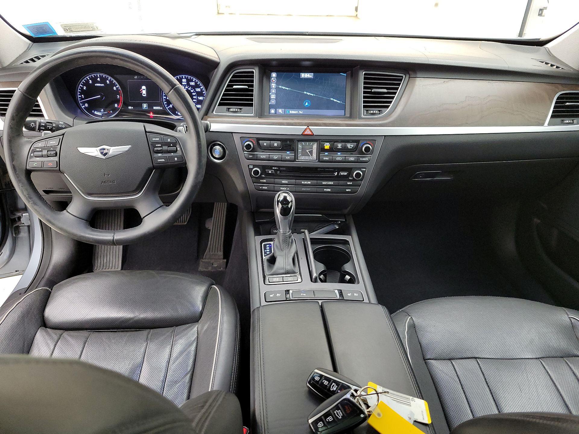 Thumbnail: 2015 Hyundai Genesis - 9
