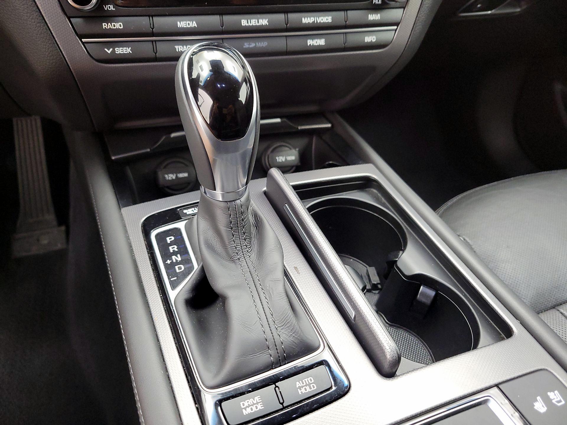 Thumbnail: 2015 Hyundai Genesis - 18