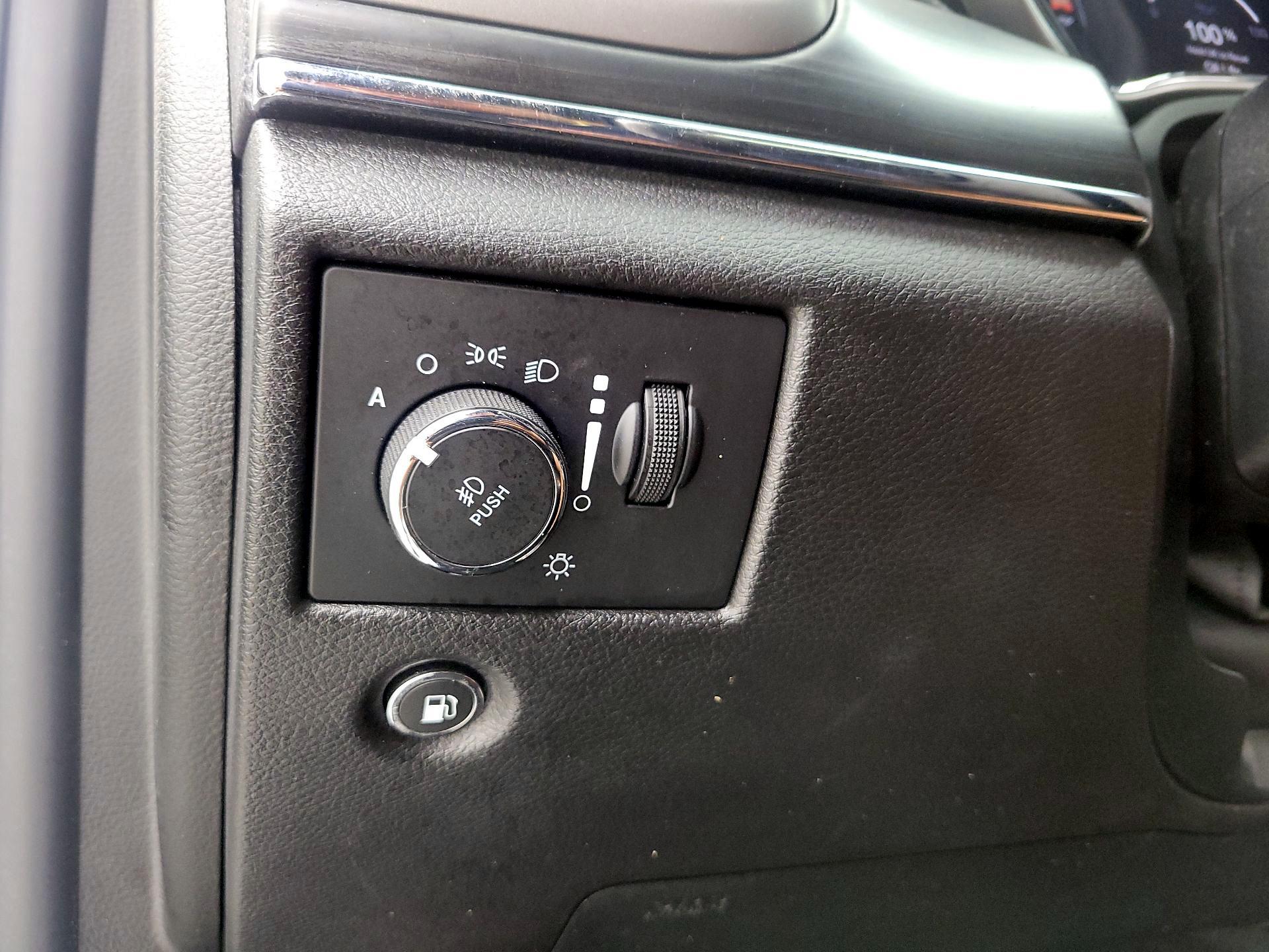 Thumbnail: 2019 Jeep Grand Cherokee - 13