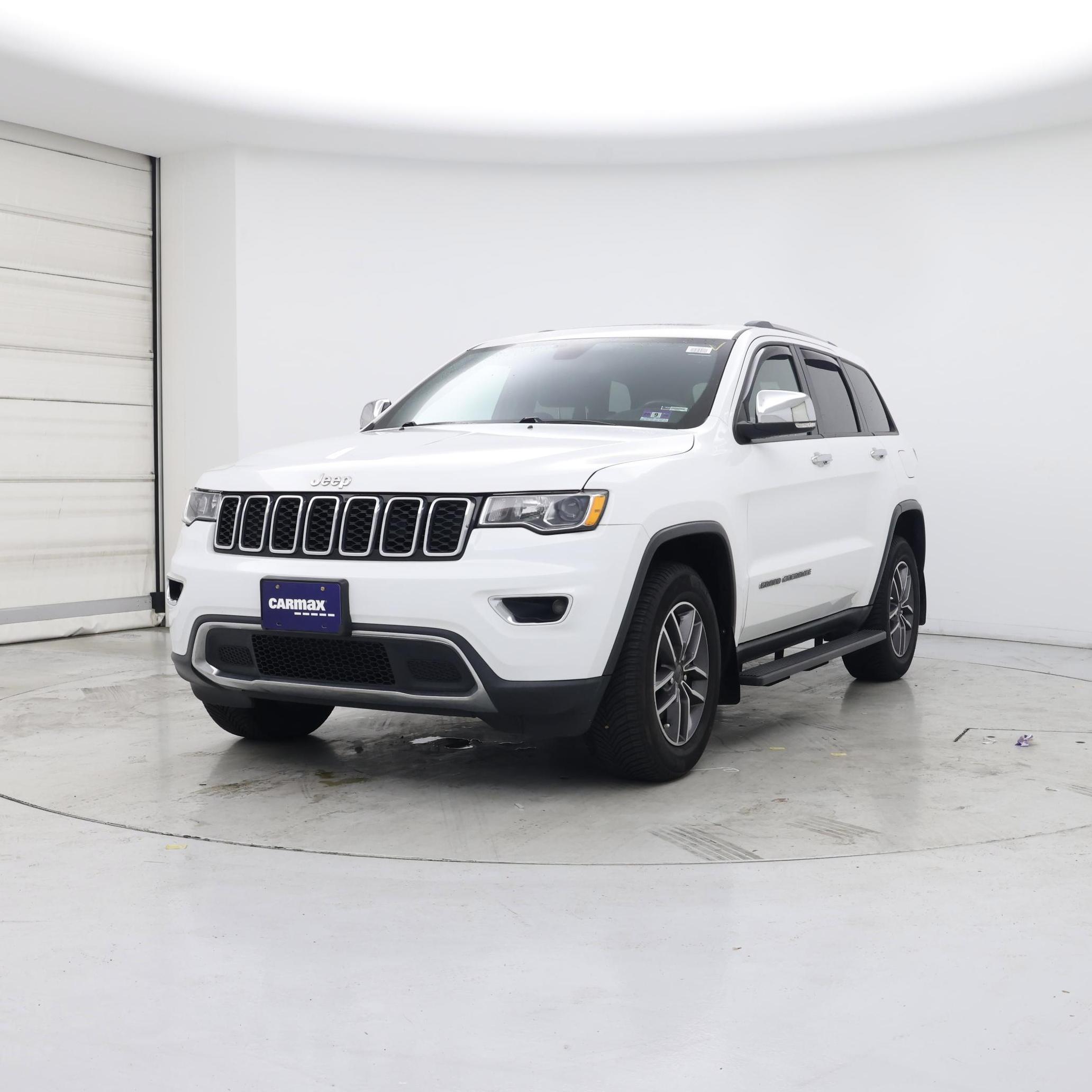 Thumbnail: 2019 Jeep Grand Cherokee - 4