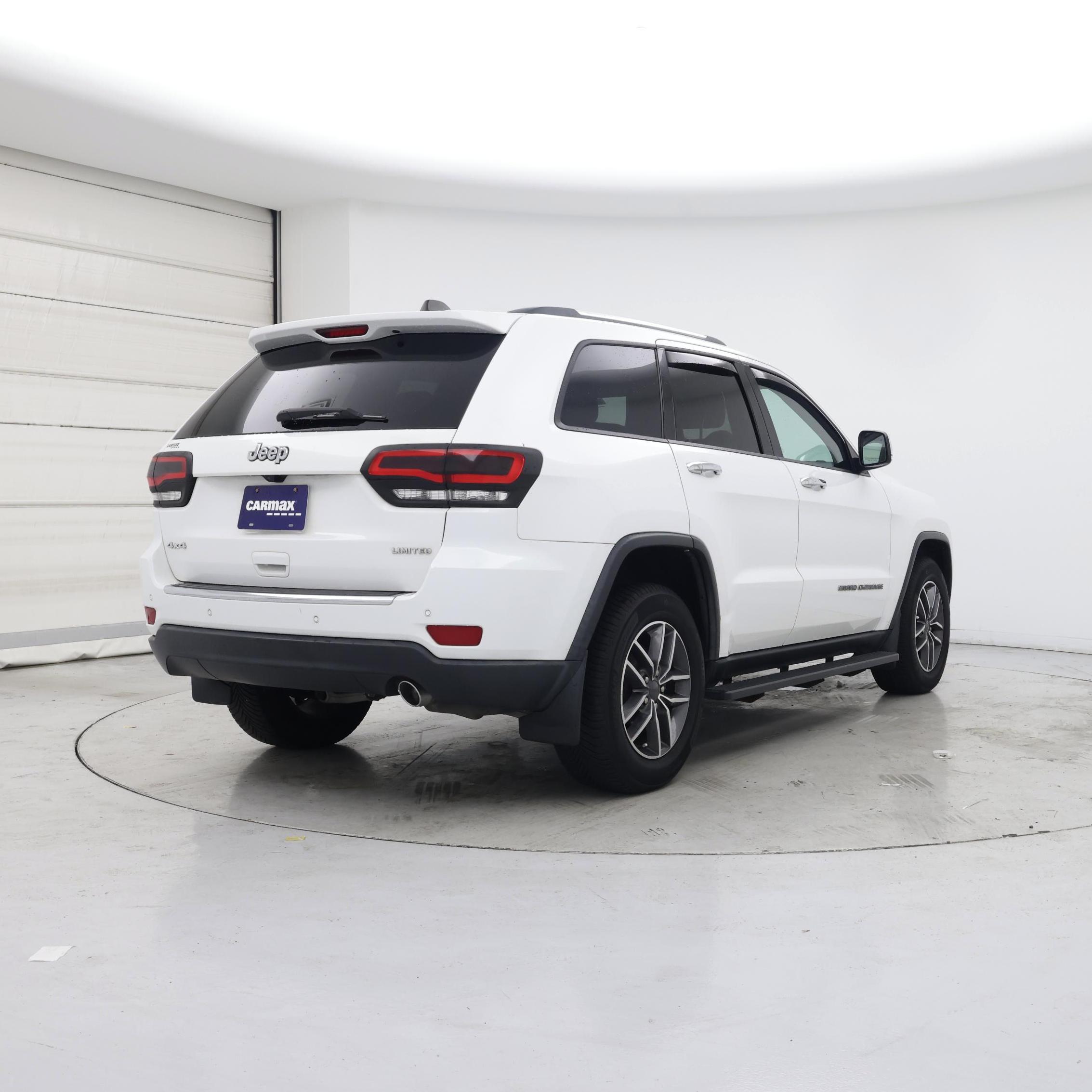 Thumbnail: 2019 Jeep Grand Cherokee - 8