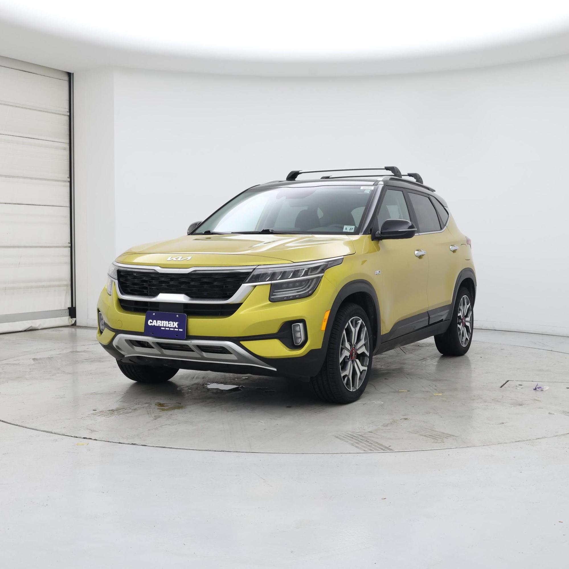 Thumbnail: 2022 Kia Seltos - 4