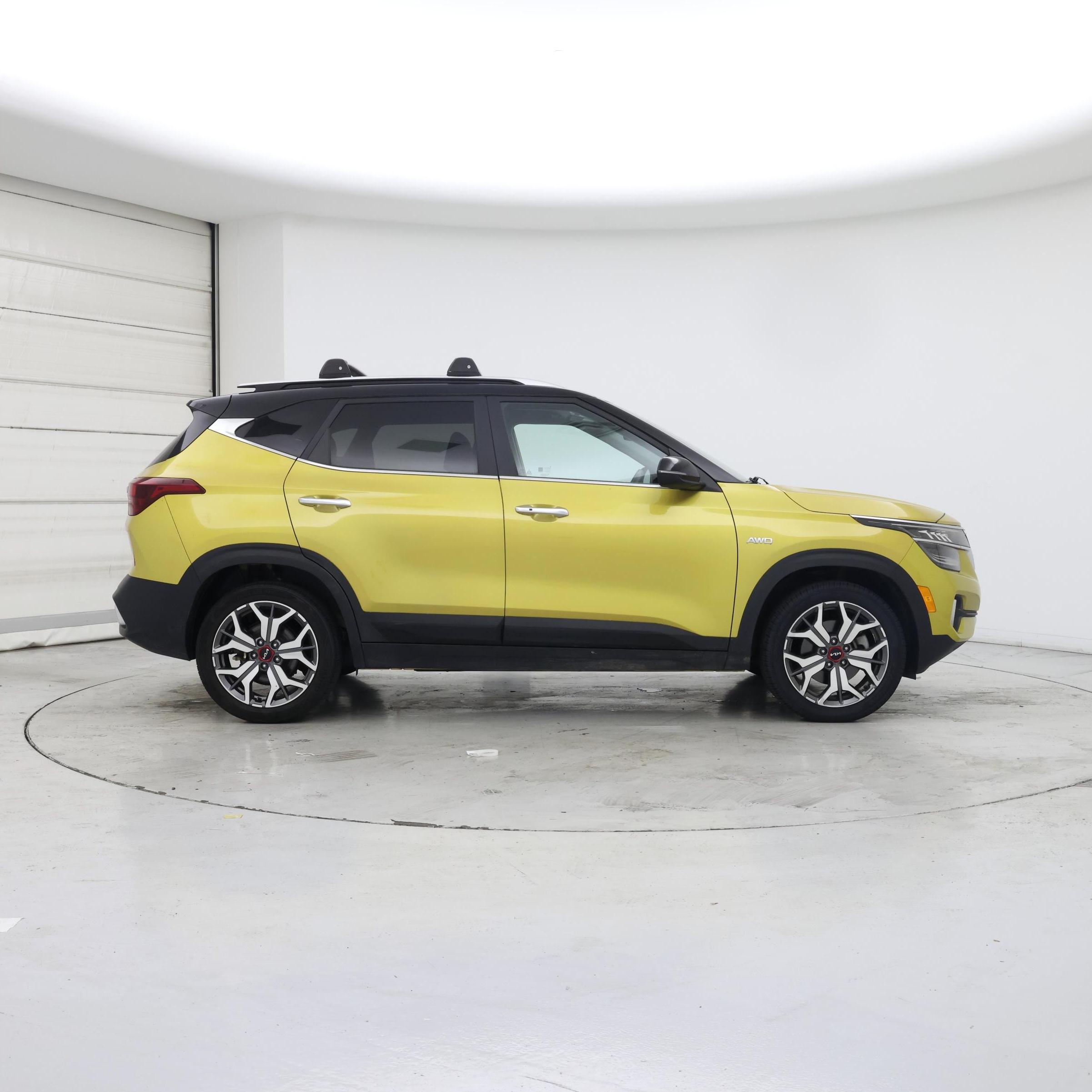 Thumbnail: 2022 Kia Seltos - 7