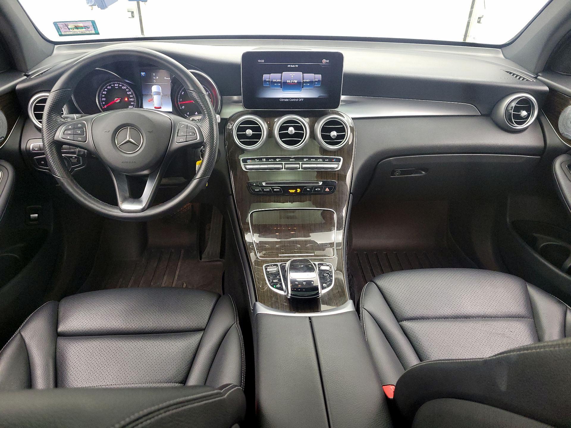 Thumbnail: 2019 Mercedes-Benz GLC - 9