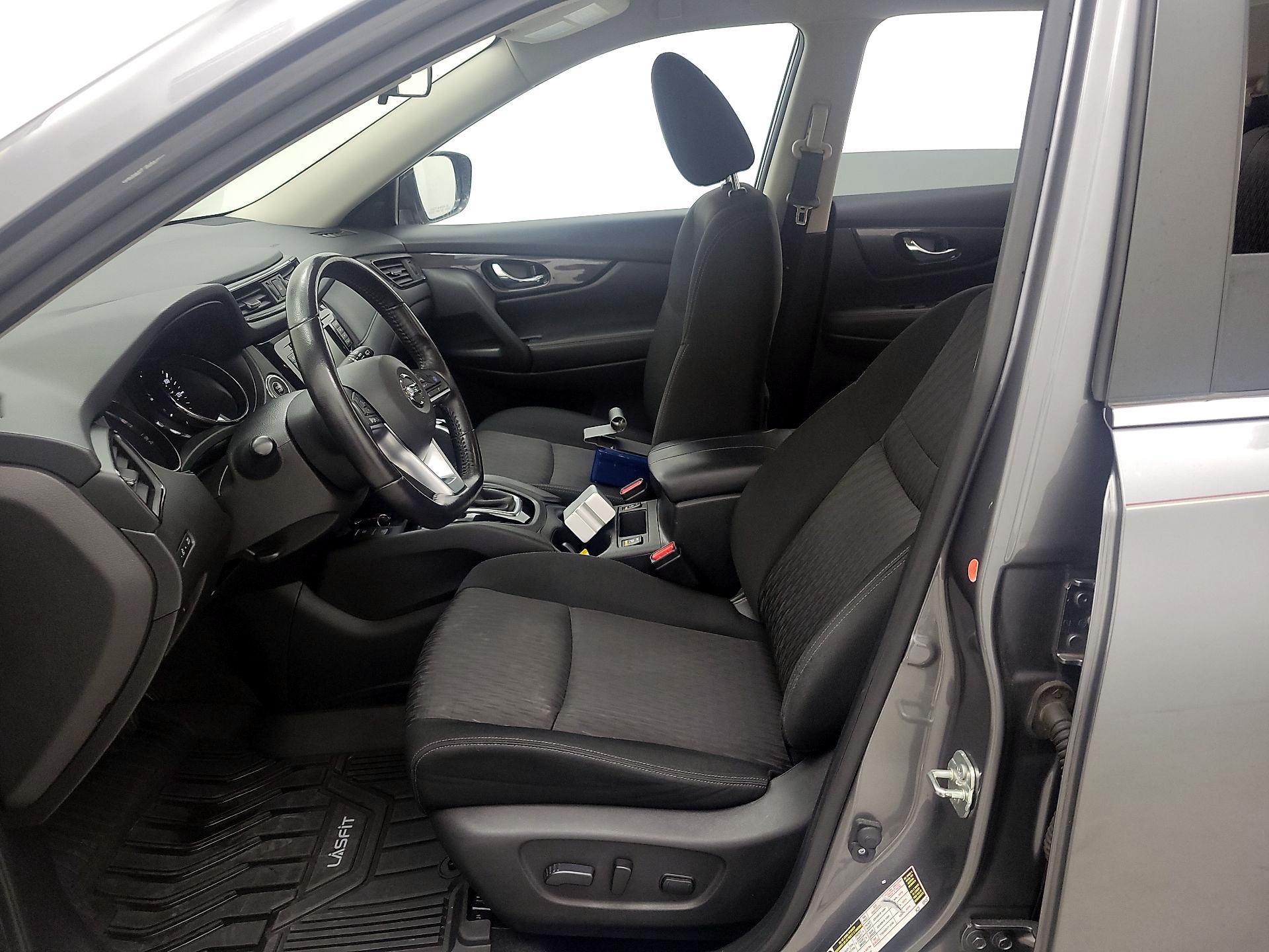Thumbnail: 2019 Nissan Rogue - 11